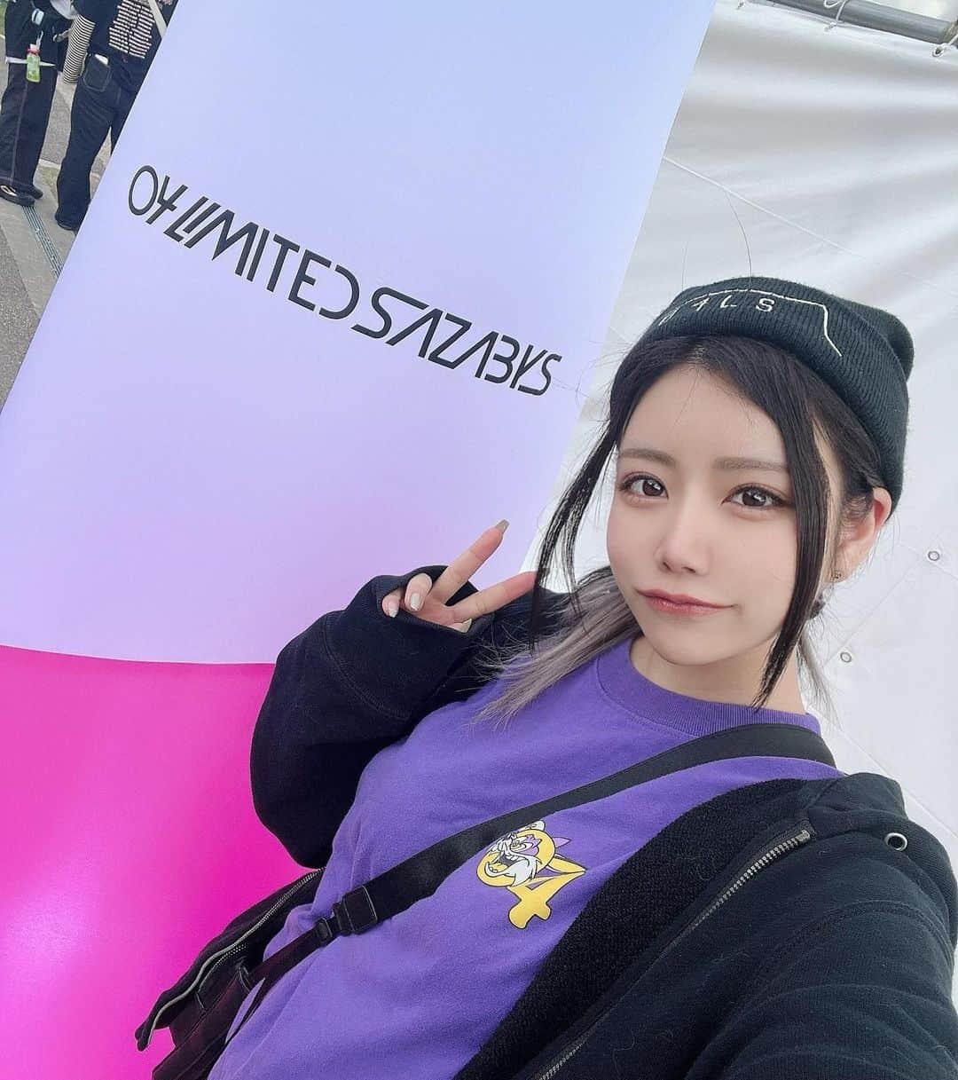 濱野吹雪のインスタグラム：「YON FES Day1〰️🎧🤍  #04limitedsazabys #フォーリミ #YONFES2023 #ヨンフェス2023  ・ 仕事用アカウントもフォローしてねん‎🥀 @m.alice_110521」