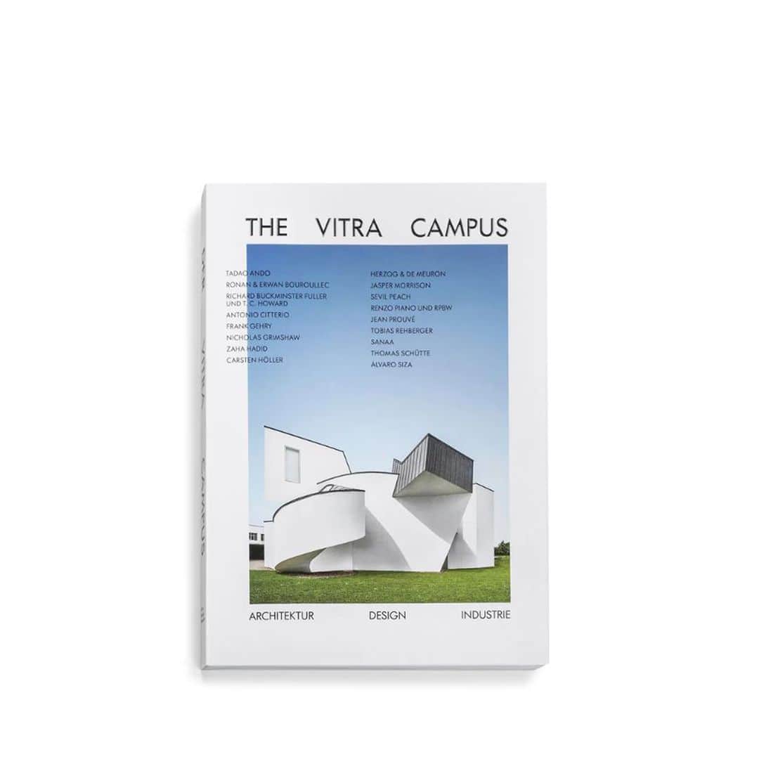 Vitra Japanさんのインスタグラム写真 - (Vitra JapanInstagram)「VITRA ONLINE SHOP 2ND ANNIVERSARY アニバーサリーアイテム   ヴィトラキャンパス内にある、世界でも有数のデザイン博物館として知られる「ヴィトラ デザイン ミュージアム」が出版している本の中から、ヴィトラおすすめの本をピックアップしました。ヴィトラデザインミュージアムが所蔵するロボットのコレクションを紹介する「ROBOTS 1:2」やヴィトラキャンパスの建築に関する「The Vitra Campus: Architecture Design Industry」、そして昨年移築されたばかりの日本人建築家、篠原一男による「から傘の家」についての本など、写真やイラストを眺めるだけでも楽しめます。   Vitra Online Shopはプロフィールリンクから store.vitra.co.jp   #Vitra #VitraJapan #VitraOnlineShop #VDM #VitraCampus #ヴィトラ #ヴィトラジャパン #ヴィトラオンラインショップ #ヴィトラデザインミュージアム #モダンインテリア #インテリアデザイン #インテリアコーディネート #インテリアアイテム #暮らしを楽しむ #季節を楽しむ #名作 #名建築 #デザイン本」4月8日 20時00分 - vitra_japan