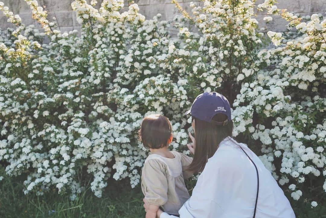 藤阪れいなのインスタグラム：「.  🌼🤍」