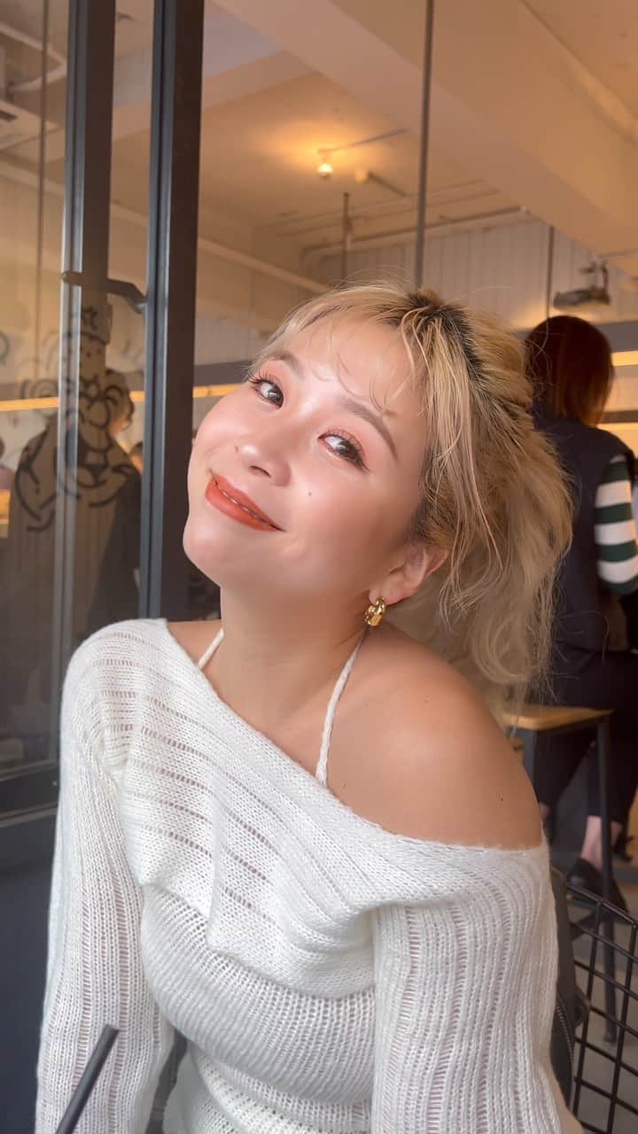 のインスタグラム：「_  もう既に懐かしい エクステブロンドロング💘  この時着てるトップスは @luanaaina_official ☁️」