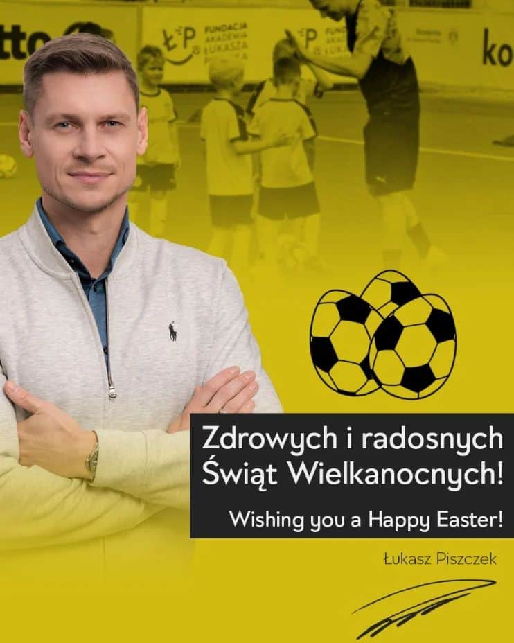 ウカシュ・ピシュチェクのインスタグラム：「Zdrowych i radosnych Świąt Wielkanocnych! 🐥🐰 ------------------------- Wishing you a Happy Easter! 🐥🐰」