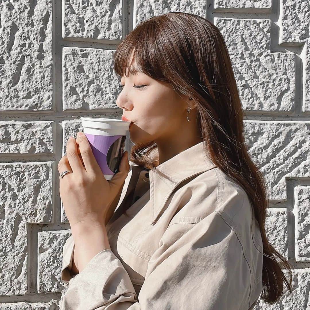 イ・チェヨンさんのインスタグラム写真 - (イ・チェヨンInstagram)「비밀의 커피차는 감미롭구만.. 윤영아, 완전 맛났다규!!  #tnx 😉🩷」4月8日 20時37分 - chyoung15