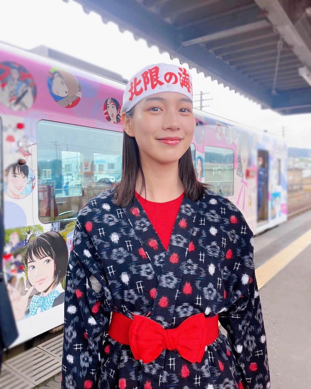 のインスタグラム：「本日、北限の海女。 みんなありがとう〜！の気持ちでがす。  #岩手 #久慈 #三陸鉄道 #三陸元気GoGo号 #あまちゃん」