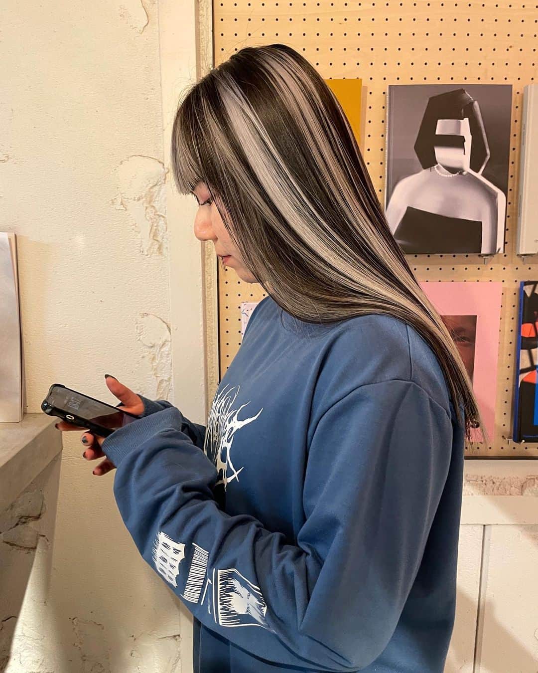 カワシリアツシのインスタグラム：「Black & White⚡️」