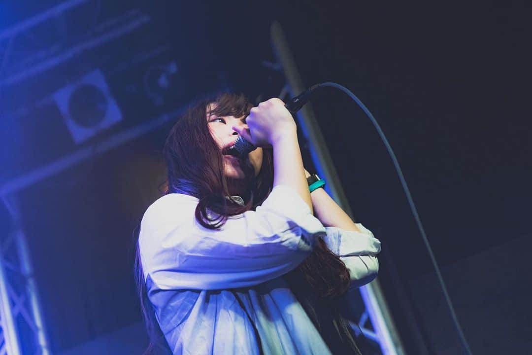 Ryokoのインスタグラム：「Our New ЯeaL ONE-MAN tour  DAY1 @ NAGOYA ell.SIZE  Thx!!  #ЯeaL #ЯeaL10周年 #osaka #band #girlsband #japanese #live #livephotography #livephoto #ライブフォト #vocal #gl #freedom #telecaster #ギターボーカル #ボーカル #japanesegirl #vocalist #邦ロック #rock #rockband #photography #followme #데일리룩 #맞팔 #팔로우 #데일리 #좋아요 #얼스타그램」