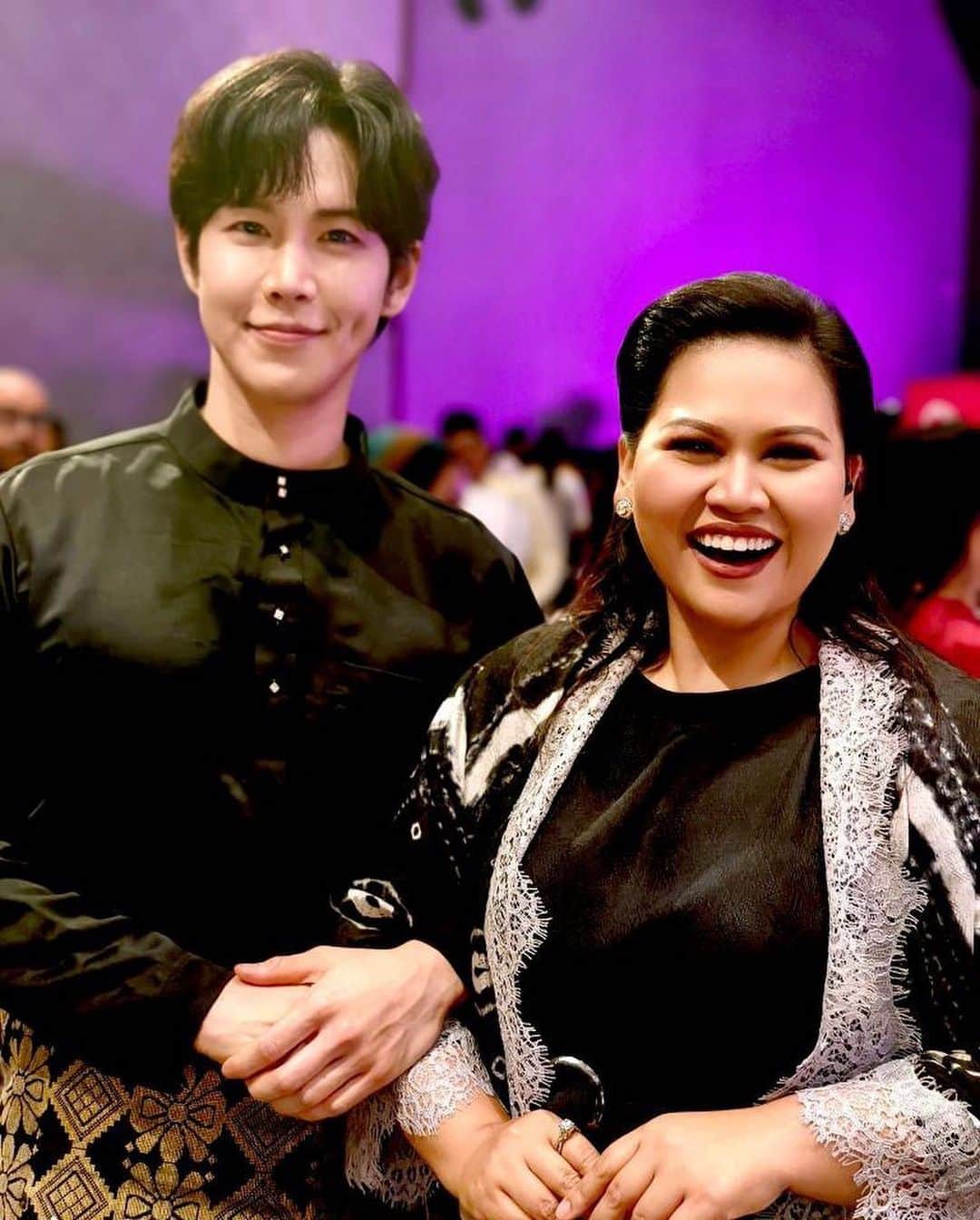 ハンビョル のインスタグラム：「Astro Raya Screening 2023 🌙」