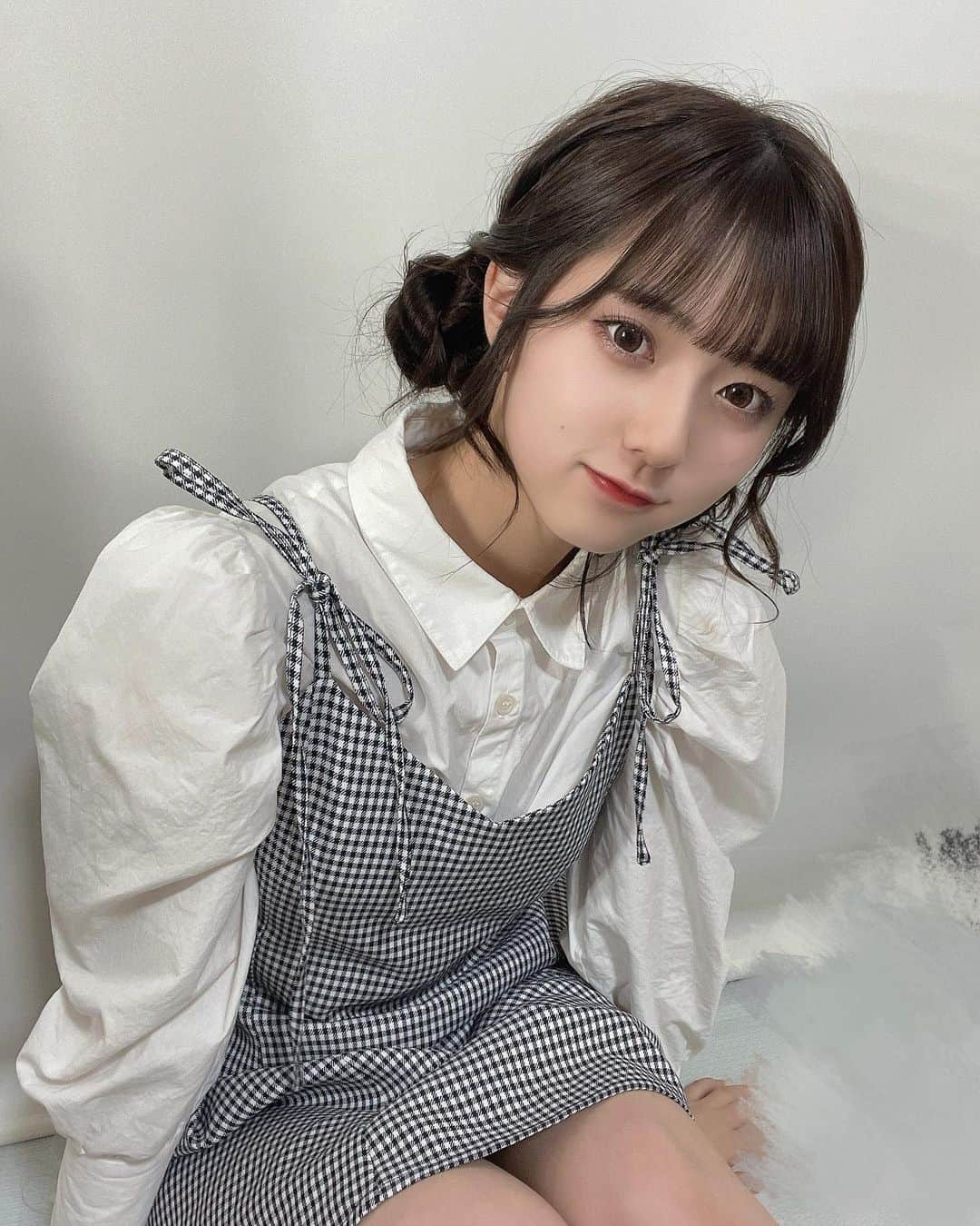 梅原麻緒さんのインスタグラム写真 - (梅原麻緒Instagram)「🧸✨  #アイドル #くまさんヘア #ツインお団子」4月8日 21時23分 - teratera_mao