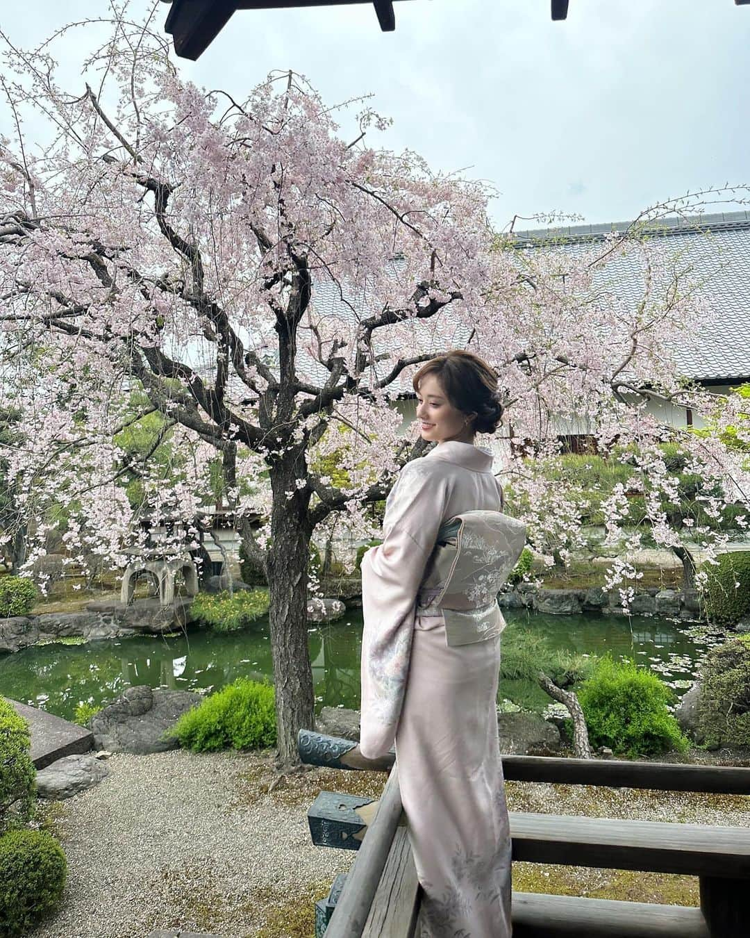 谷まりあさんのインスタグラム写真 - (谷まりあInstagram)「昨年に続き今年も桜を見に京都に行くことができました🌸✨ 京都の空気にたくさん癒されました☺️🇯🇵 素敵な景色シェアさせてください✨ #kyoto #japan」4月8日 21時59分 - mariaaaa728