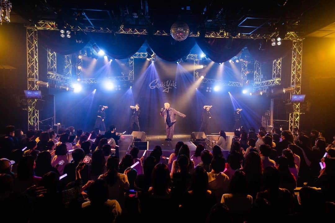 佐々木和也のインスタグラム：「023.4/1 (土) "SASAKI YUKI 2nd ANNIVERSARY LIVE"  @新宿ReNY  Photo by @mime0331   #佐々木佑紀 #フリーランスシンガー #フリーランス #SASAKIYUKI #LIVE #JAPAN #TOKYO」