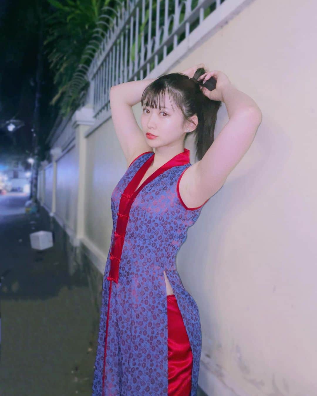 空野青空のインスタグラム：「アオザイ in Vietnam🇻🇳 民族衣装ってかわゆい♡  𓂃 𓈒𓏸𑁍‬𑁍‬𓏸𓈒‬‬ 𓂃  #アオザイ #民族衣装 #Vietnam #ベトナム  #ベトナム旅行 #あおにゃん #空野青空 #旅行 #旅行コーデ」