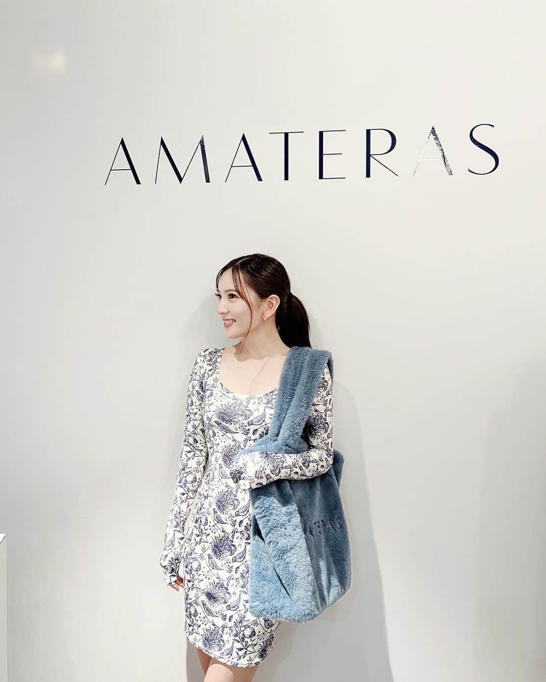 新井椎己のインスタグラム：「AMATERAS x 兎珈琲 by#FR2 🐇 KYOTO LIMITED POPUP STORE  4/7 - 4/9  10:00-19:00   二条城の目の前で、京都ならではの素敵な空間でした🧵 お近くの人はぜひ立ち寄ってみて🤍」