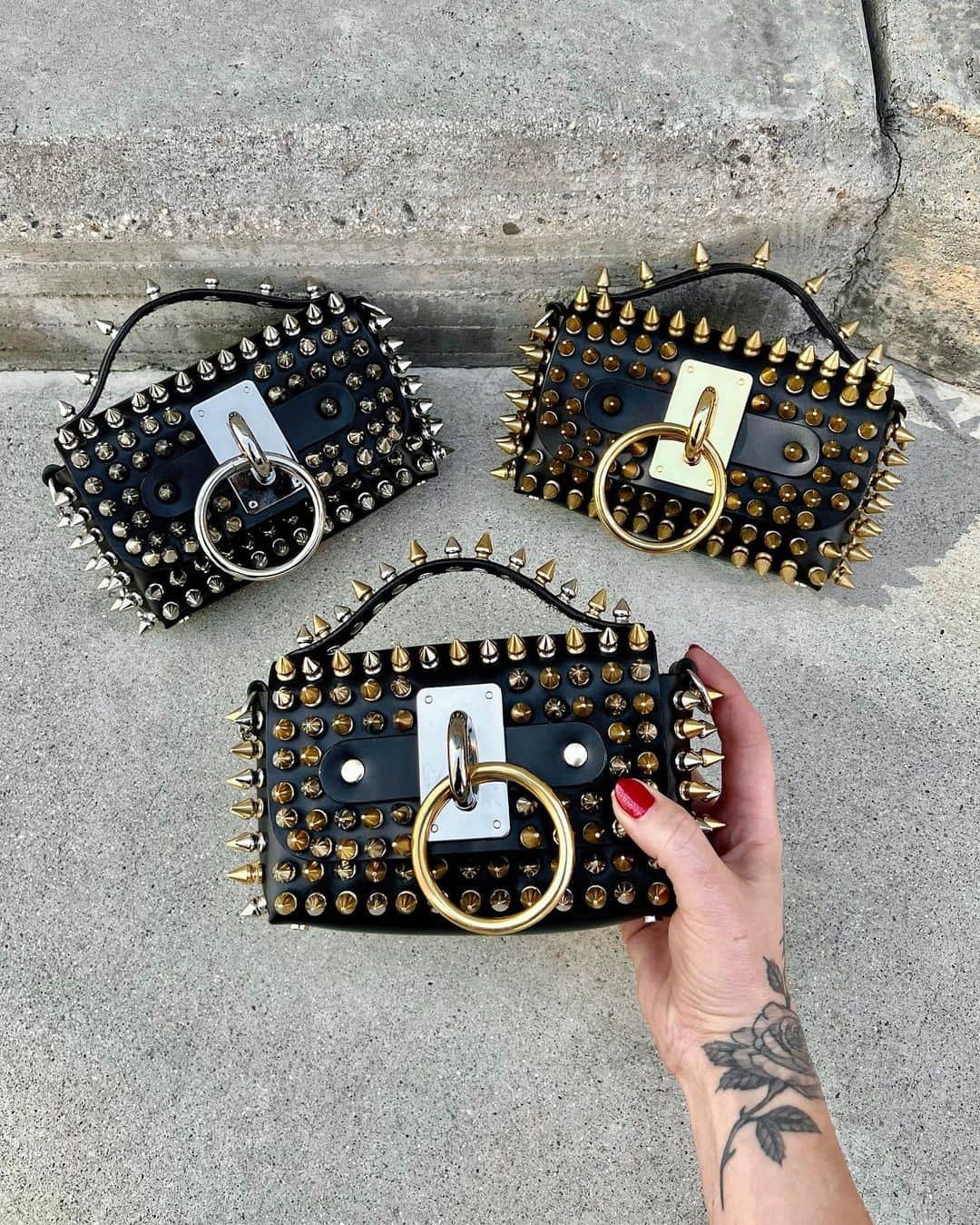 ZANA BAYNEのインスタグラム：「Which one is your favorite? I can’t decide!」