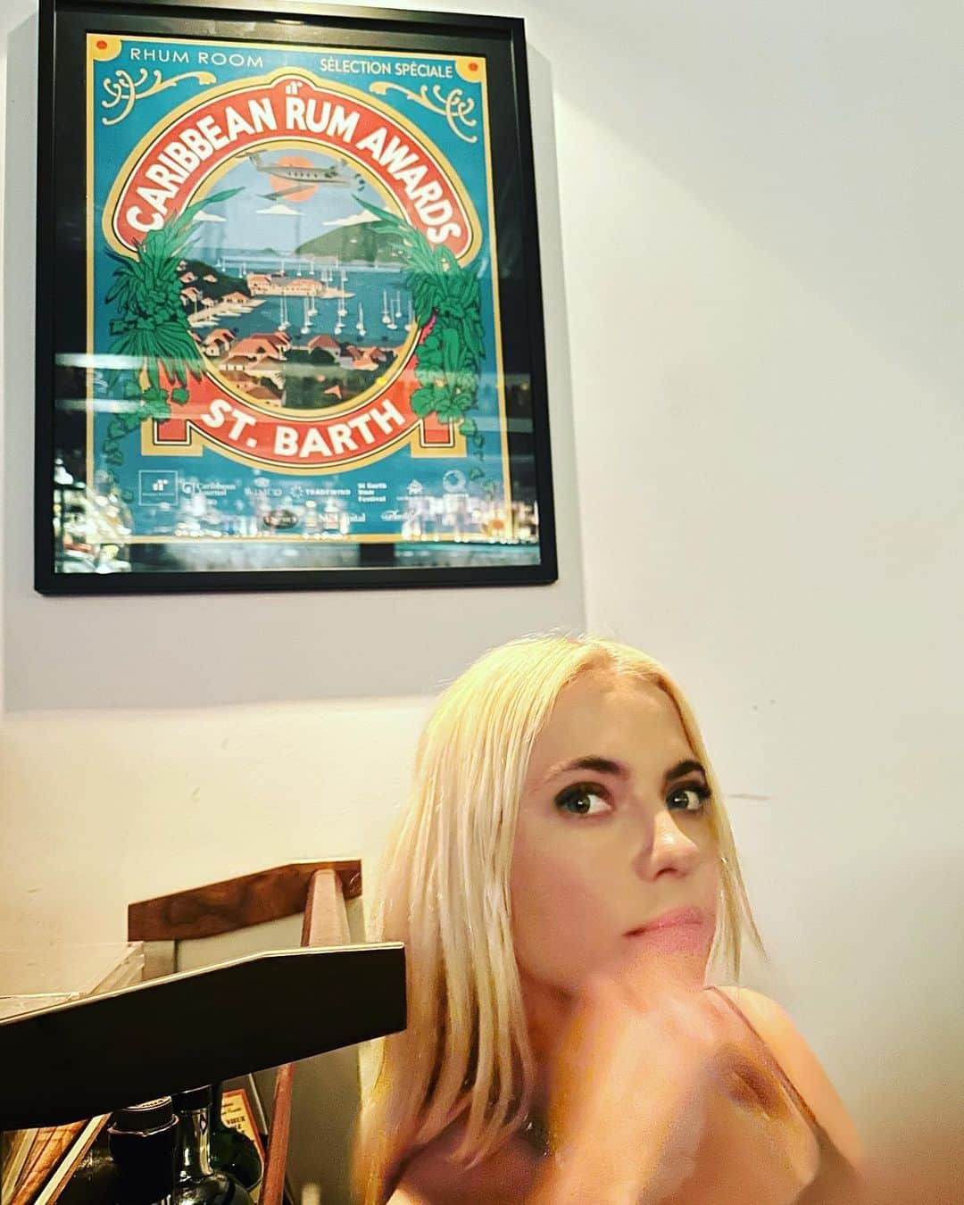 アシュレイ・ベンソンのインスタグラム：「🌈🌈🌈」