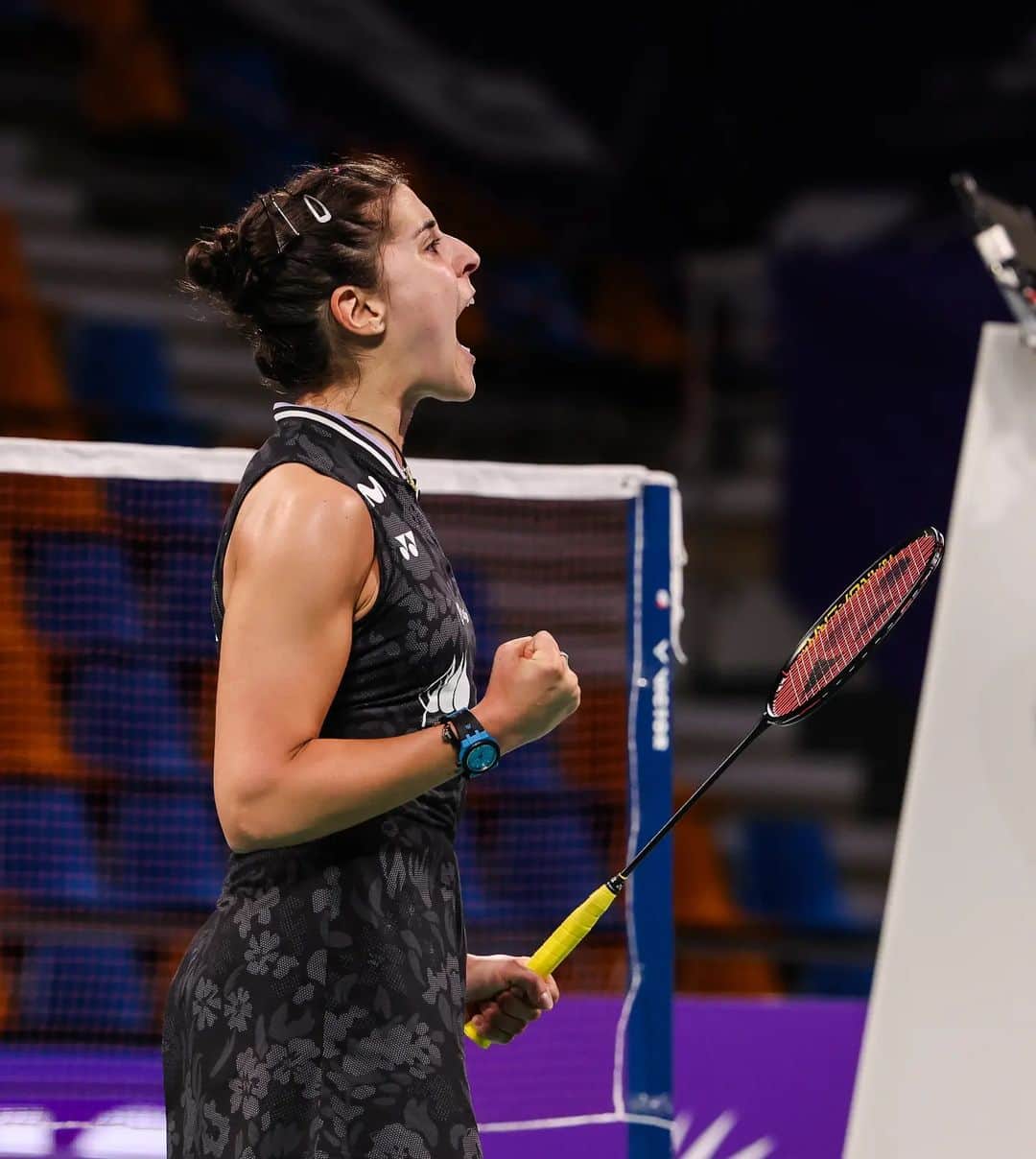 キャロリーナ・マリンのインスタグラム：「Final at #OrléansMasters2023‼️ Thanks everyone for your support, looking forward for tomorrow 💪  A la final en Orléans! Gracias por vuestro apoyo, deseando que llegue mañana 💃🏻  📸 @badmintonphoto_official  #PuedoPorquePiensoQuePuedo」