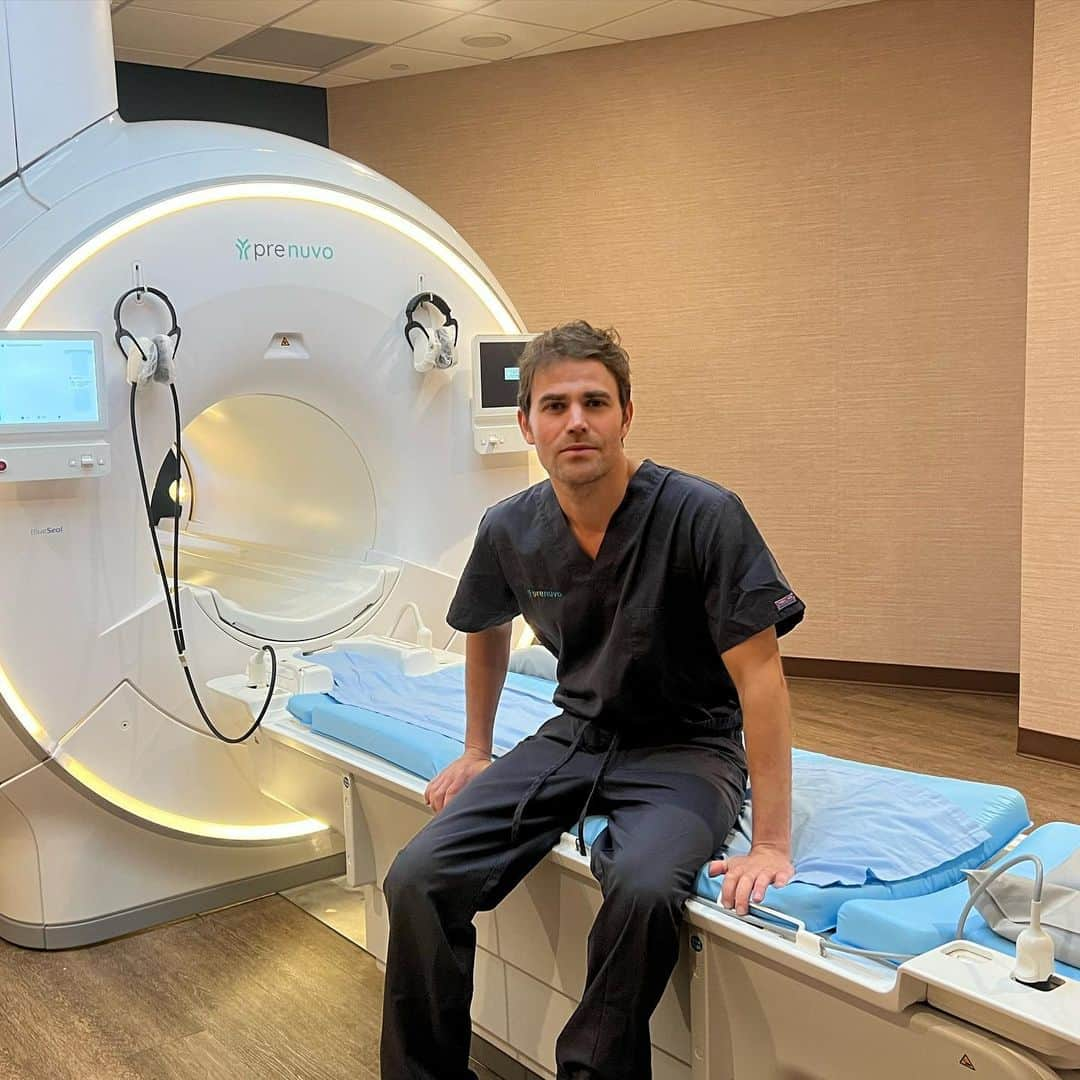 ポール・ウェズレイさんのインスタグラム写真 - (ポール・ウェズレイInstagram)「I am so grateful to the team at @prenuvo for giving me the opportunity to do a full body MRI scan. Some info below:  Prenuvo uses advanced MRI to perform a full body scan able to detect solid cancerous tumors at stage 1 and around 500 other conditions.  The vast majority of the cancers and medical conditions found are at an early stage, where treatment is easier and much more likely to be successful.  Unlike other screening mechanisms, Prenuvo does not use radiation or contrast, making it a safe preventative screening tool. On average, Prenuvo gives a potentially life-saving diagnosis to 1/20 people. Many of these diagnoses occur in patients that are asymptomatic.  Here is the link for on-line bookings below with a special discount.   prenuvo.com/PaulWesley (the discount is embedded in the link and is automatically applied). For over the phone bookings, mentioning the code PAUL WESLEY also works. The code will be valid for 3 months.」4月9日 3時52分 - paulwesley