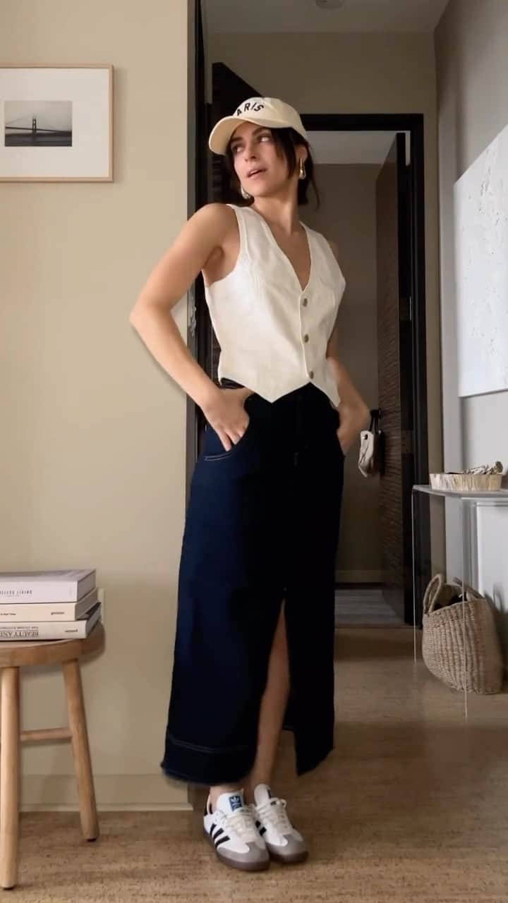 Anthropologieのインスタグラム：「Step aside, perfect pair of jeans – it’s time to introduce the new denim MVP. This season, we’re loving minimalist denim maxi skirts styled for day, night, and every moment in between, as seen on #AnthroAmbassador @anastasiasouris. Into the trend? Tap the link in bio to jump in.」