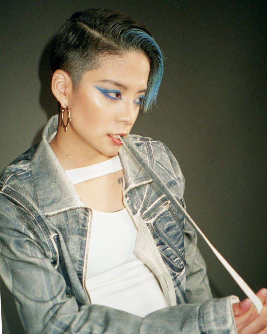 アンバー のインスタグラム：「Be proud of all the tears you cry」