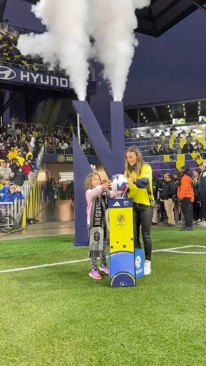 ジャナ・クレイマーのインスタグラム：「Match ball ☑️   Thanks for joining us, @kramergirl 👋」
