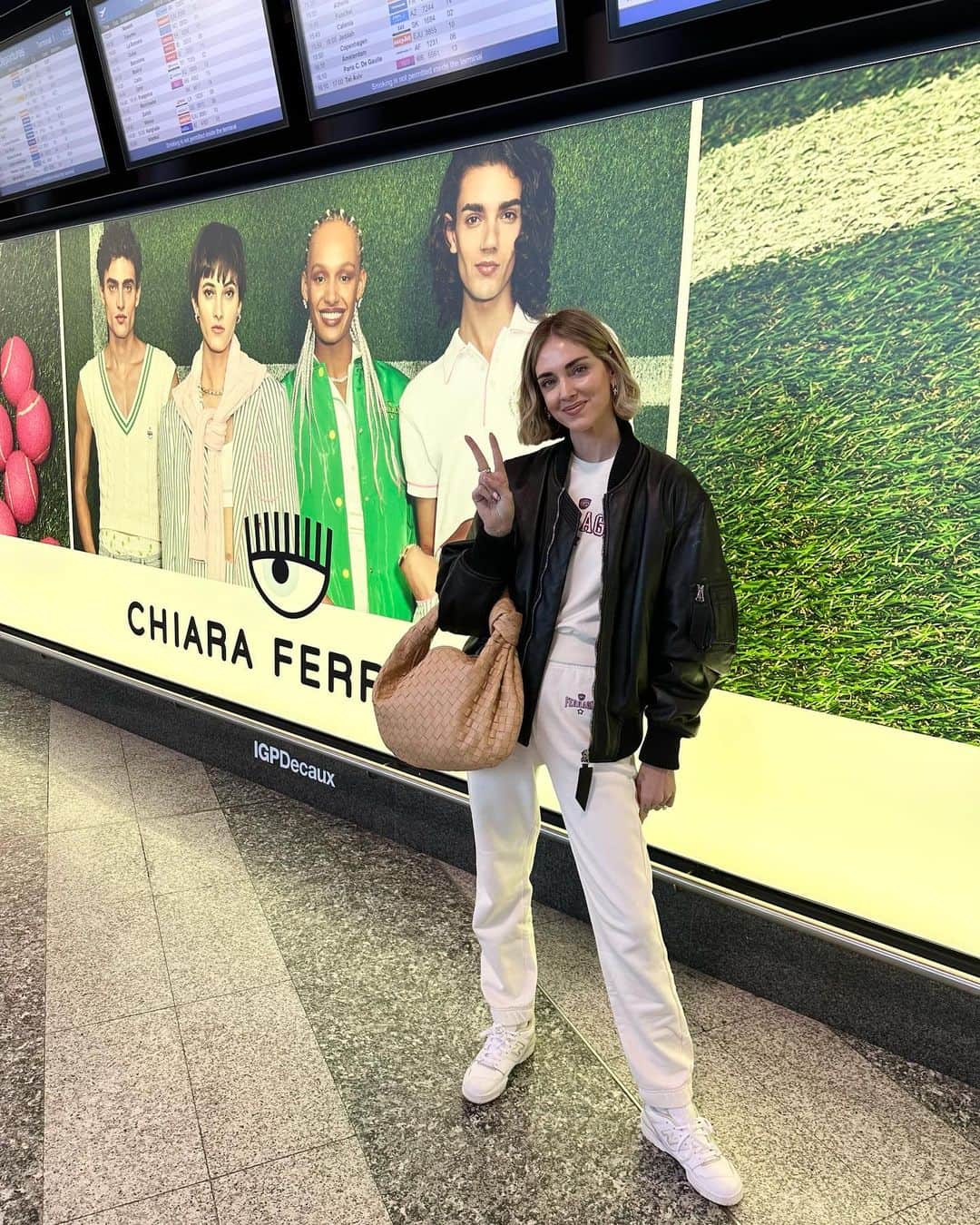 キアラ・フェラーニさんのインスタグラム写真 - (キアラ・フェラーニInstagram)「Ciao Dubai 💖」4月9日 5時23分 - chiaraferragni