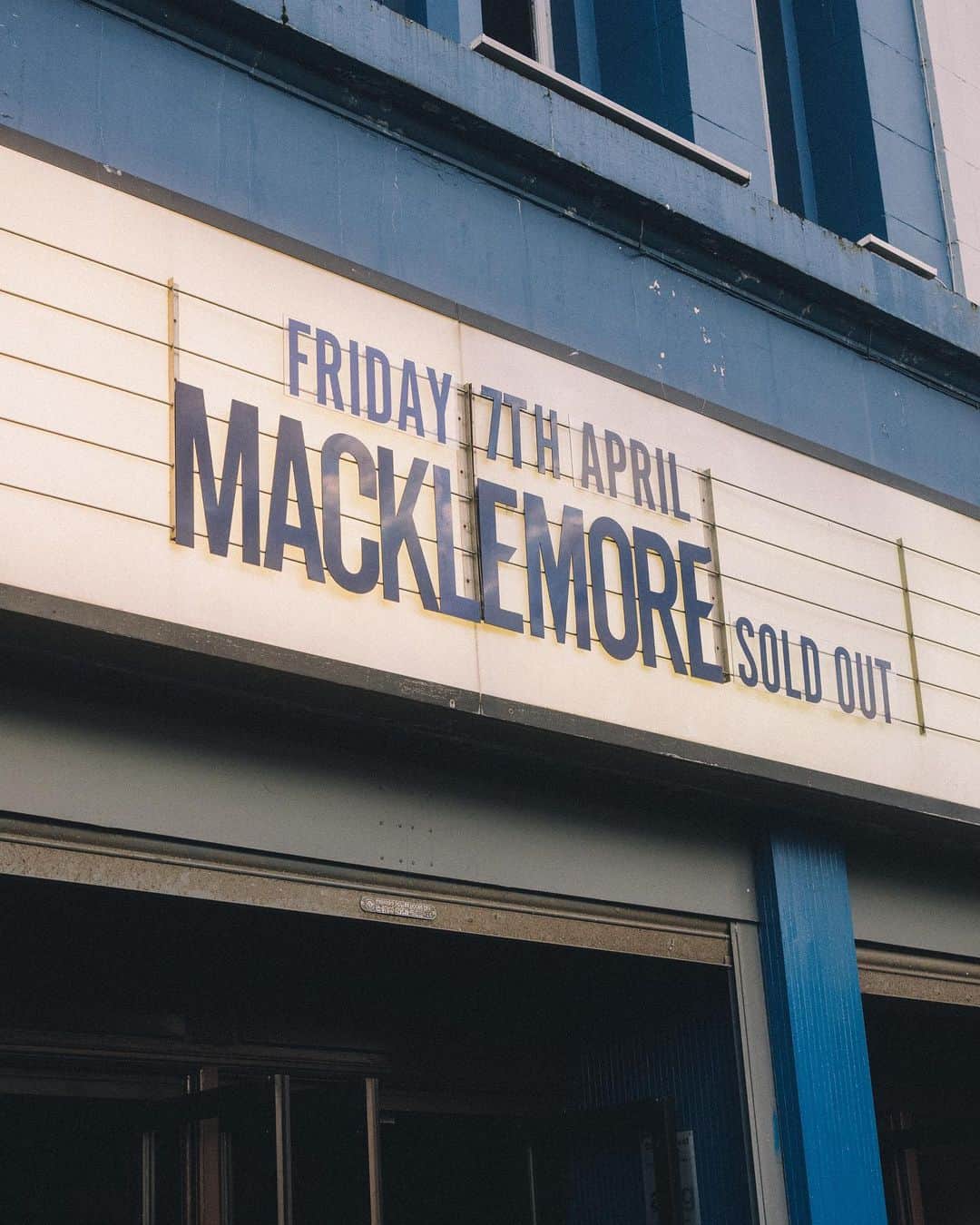 マックルモアーさんのインスタグラム写真 - (マックルモアーInstagram)「A night for the ages… Thank you Glasgow.  I loved it 🏴󠁧󠁢󠁳󠁣󠁴󠁿 ❤️‍🔥」4月9日 6時00分 - macklemore