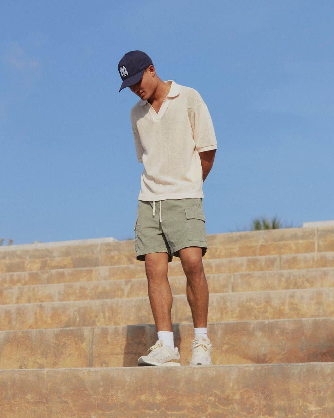 Urban Outfittersさんのインスタグラム写真 - (Urban OutfittersInstagram)「These cargos will take you from sunny days to cool nights–link in bio. #UOMens」4月9日 6時01分 - urbanoutfitters
