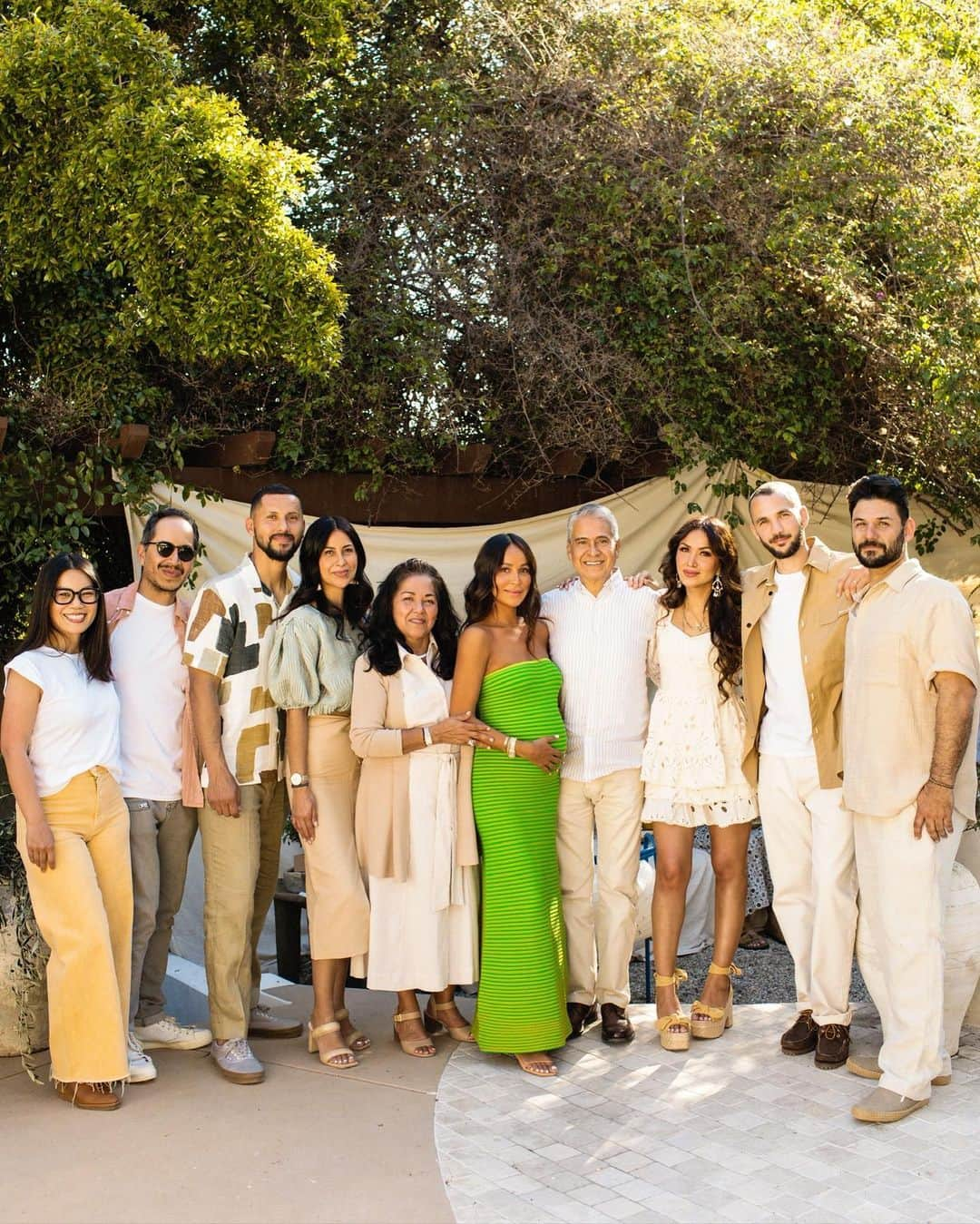 ジュリー・サリニャーナさんのインスタグラム写真 - (ジュリー・サリニャーナInstagram)「BABY SHOWER! 💛🧡💚💙 Kevin and I celebrated our beautiful babyshower for the arrival of Bébé Berru with some of our closest and dearest family and friends last weekend! We are over the moon we got to celebrate with so many loved ones around us and feel incredibly grateful to be surrounded by so much love and joy for this baby boy! Thank you to all of our family + friends who attended and the ones who weren’t there, we love you beyond words and can’t wait for bébé to meet you all! This special new chapter is definitely one we are so excited for!   Also- I wish I can add more than 10 photos per carousel, I couldn’t fit so many people. Will try to do a reels with more photos of my loved ones! Xx   Ps- sharing party theme, details, decor, food and more in the next few posts so stay tuned! 🫶🏽 #babyshower   Photography by: @elli_lauren」4月9日 6時35分 - sincerelyjules