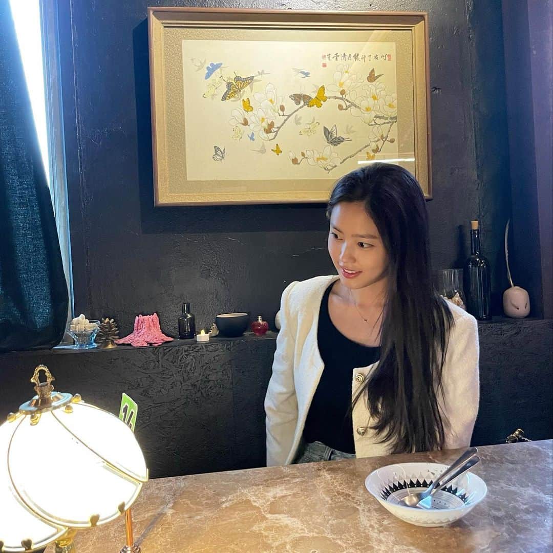 チェ・リのインスタグラム：「🤍」