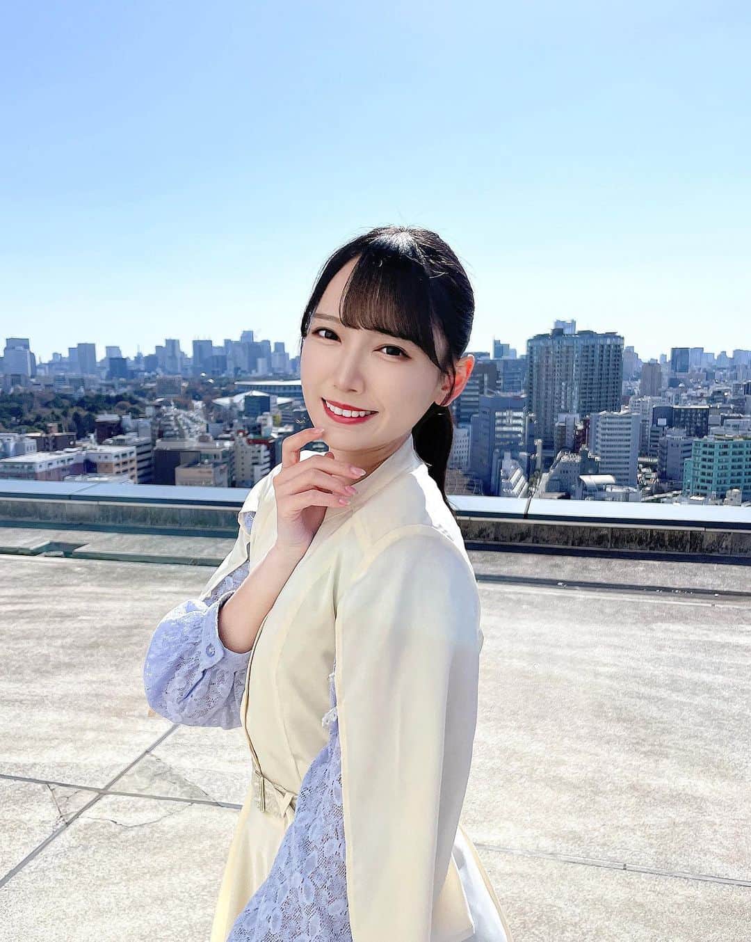 鈴木瞳美のインスタグラム：「❤︎  ≠ME 6th Single カップリング楽曲  "このままでモーメンタリ＂  MVが公開されました🌸  もえちゃんのセンター楽曲です🦋ﾞ  ピンクで春らしいノイミーちゃん いかがでしょうか？🌸  あたたかい歌詞が詰まった楽曲です💭  もえちゃんにいっぱいぎゅってした👶🏻」