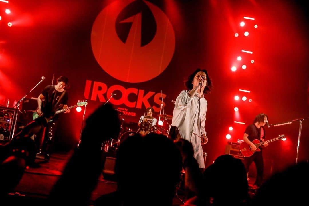 THE BACK HORNさんのインスタグラム写真 - (THE BACK HORNInstagram)「［LIVE PHOTO①］  2023.4.8 sat at メガネのイタガキ文化ホール伊勢崎 I ROCKS 2023  Photo by @kouhey0622  ------------------- ▶︎NEXT LIVE 2023.4.16 sun  at 岐阜市文化センター OOPARTS 2023  #THEBACKHORN  #バックホーン  #バクホン #LIVEPHOTO」4月9日 18時11分 - thebackhorn