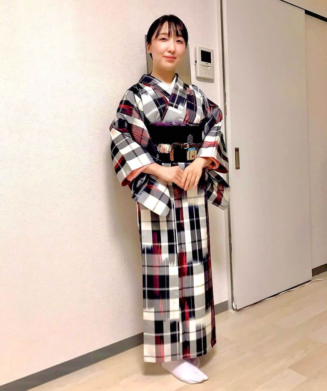 七瀬りりこのインスタグラム：「🇯🇵👘🌸  #kimono #着物」
