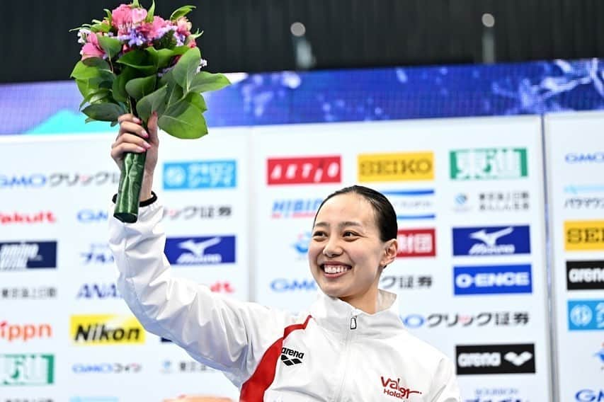 今井月さんのインスタグラム写真 - (今井月Instagram)「日本選手権2023  200m平泳ぎで優勝、 世界選手権、アジア大会内定しました🔥 6年ぶりの代表復帰です🫶🏽  思うように泳げなかった100mから 全く自信のない状態になってしまいましたが、 沢山の方のサポートのお陰で乗り越えることができました。  応援してくださった皆さん ありがとうございました🇯🇵🌎  200mBR 🥇2:22.98 PB  📸 @picsport_japan   #日本選手権 #ValorHD #TokyoDomeS #ajinomoto #世界水泳福岡2023」4月9日 19時11分 - runa_imai