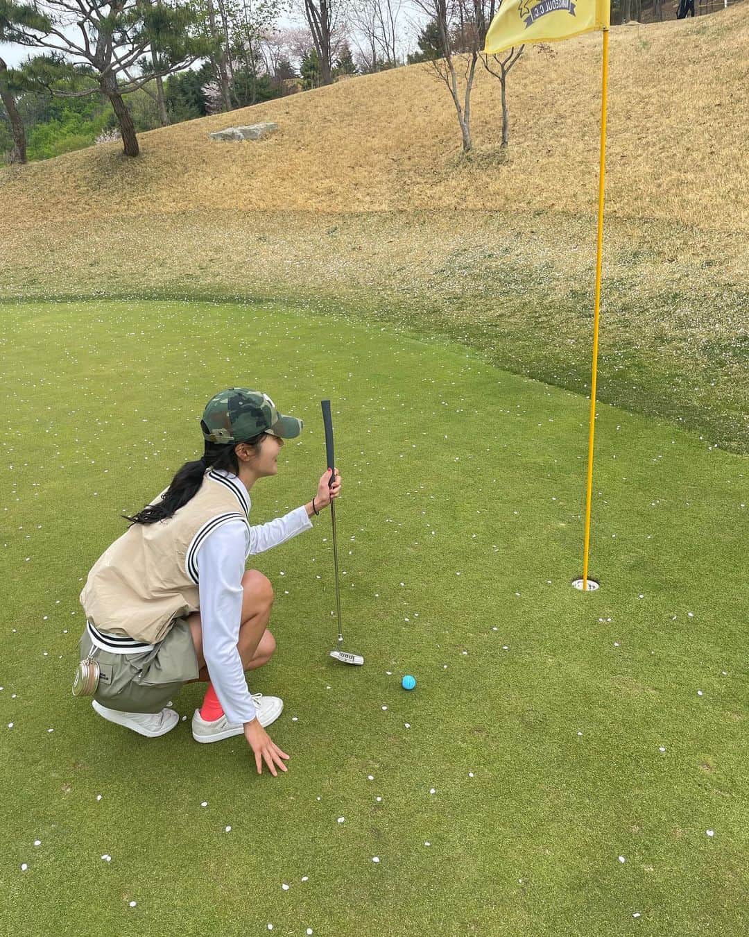 ヒョニ・カンさんのインスタグラム写真 - (ヒョニ・カンInstagram)「⛳️🧡 . . #hyoni_golf」4月9日 11時37分 - hyoni_kang