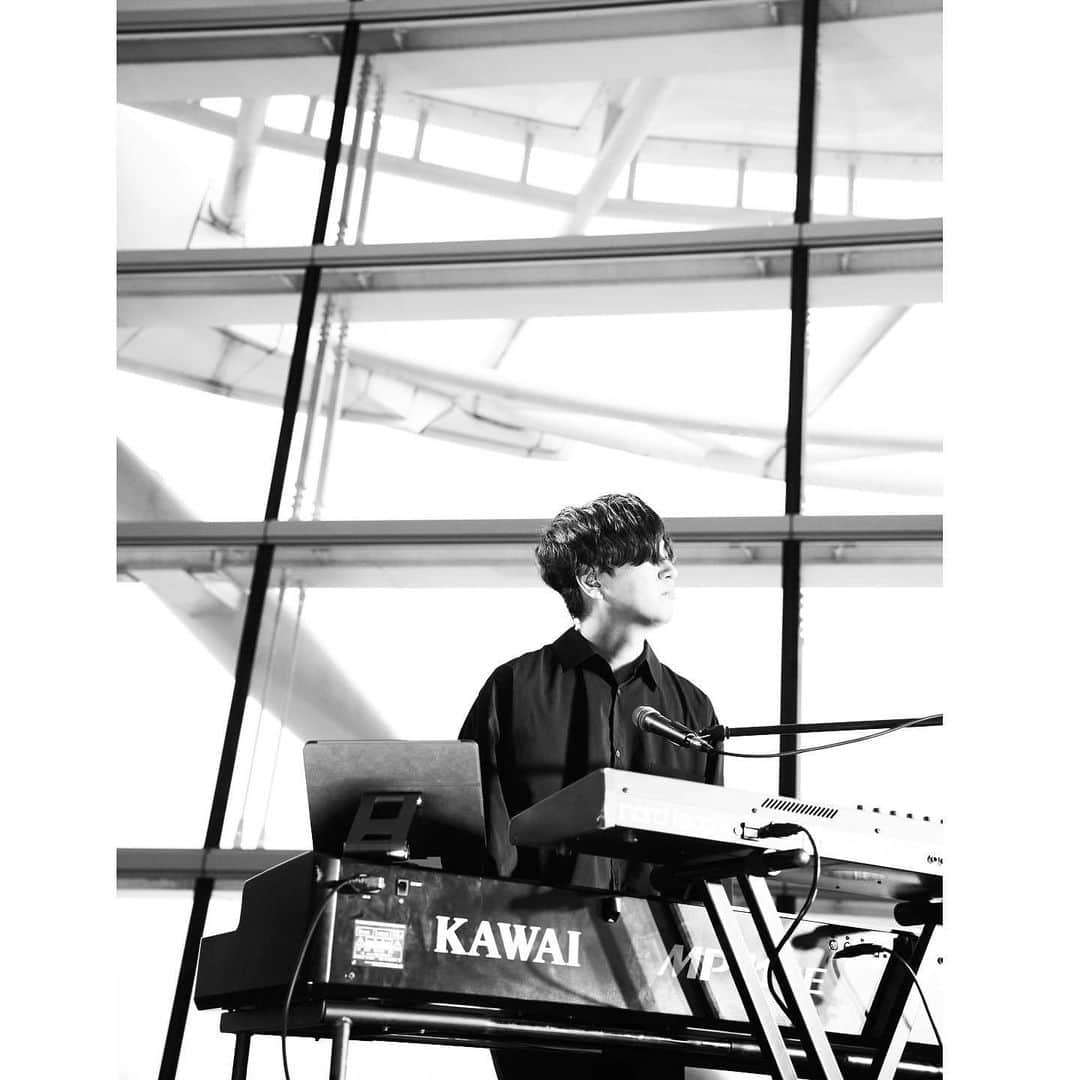 佐藤純一のインスタグラム：「2023.03.25(Sat) MusicUnity 2023 at Haneda AirPort #MU2023 #fhána #羽田空港 #hanedaairport  Photo : @158nkao」