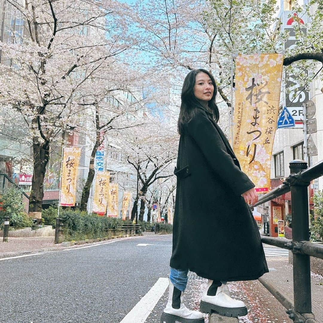 石崎なつみさんのインスタグラム写真 - (石崎なつみInstagram)「東京は桜がずいぶん散ってしまいました。 みなさん桜は満喫できましたか？🌸」4月9日 14時14分 - ntmii7