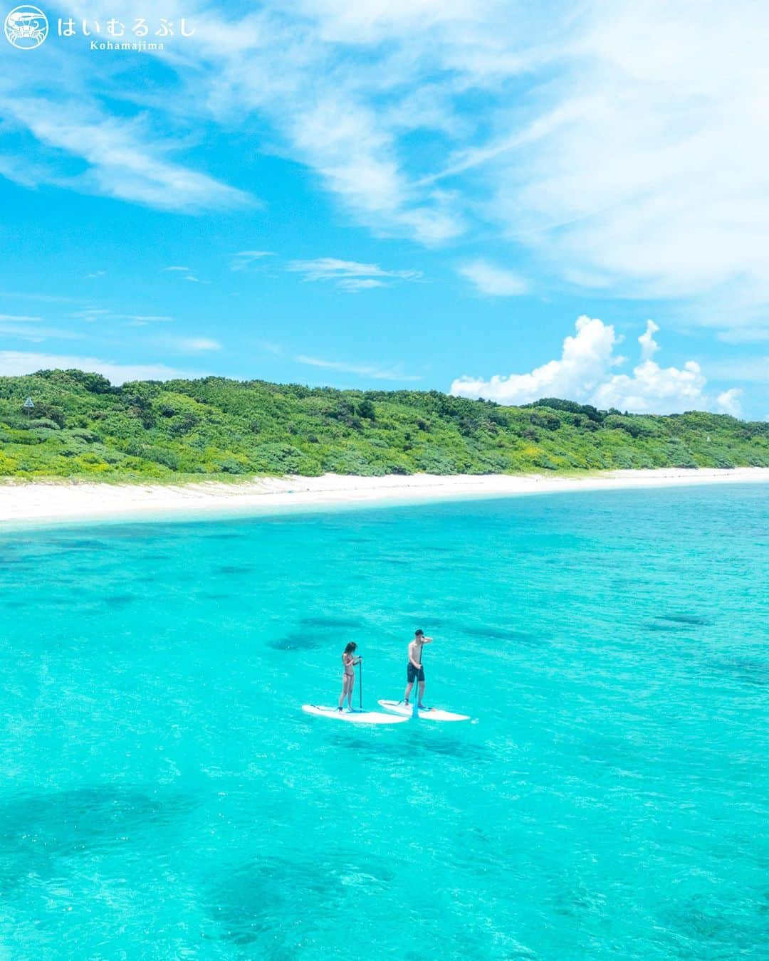 HAIMURUBUSHI はいむるぶしさんのインスタグラム写真 - (HAIMURUBUSHI はいむるぶしInstagram)「小浜島・はいむるぶしから癒しの風景をお届けします。 穏やかなサンゴ礁の海をSUP ボードにも乗って海上をお散歩… 沖合からの美しい景色に感動します。 ここにしかない、沖縄の海景をお楽しみください。 #沖縄 #八重山諸島 #海 #スタンドアップパドル #ツアー #旅行 #小浜島 #リゾート #ホテル #はいむるぶし  #japan #okinawa #yaeyama #coral #sea #island #sup #standuppaddle #tour #travel #resort #hotel #haimurubushi」4月9日 14時44分 - haimurubushi_resorts