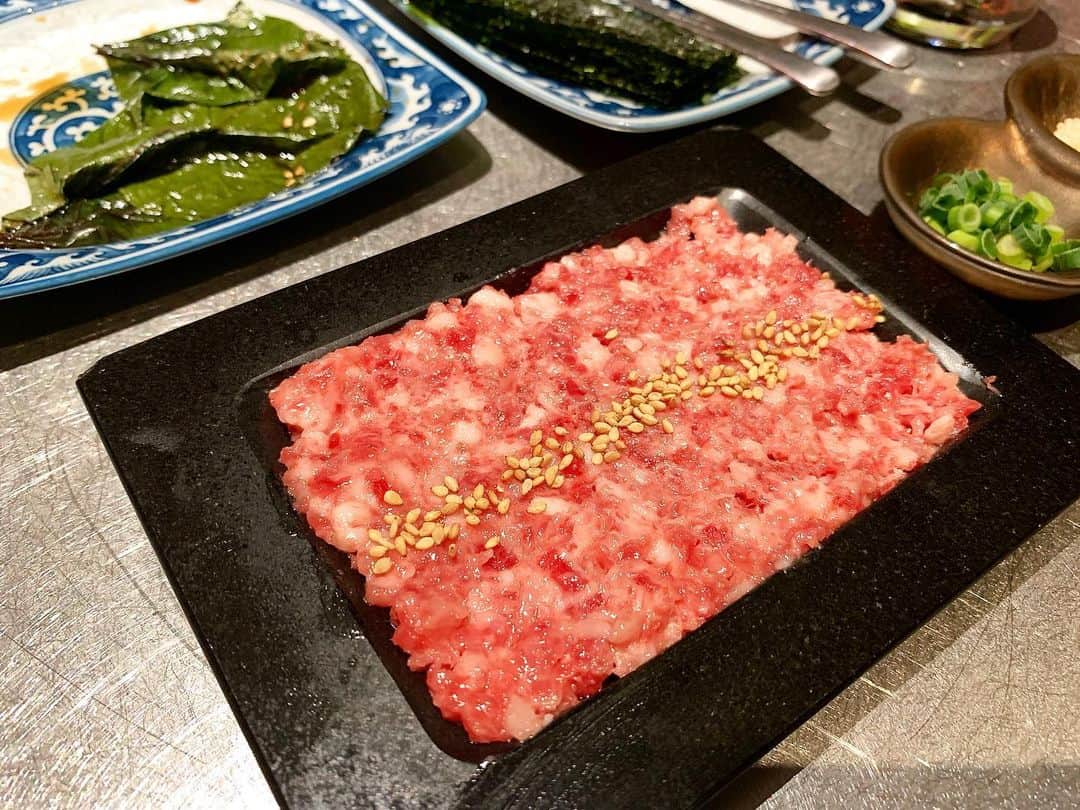 畑喜子さんのインスタグラム写真 - (畑喜子Instagram)「昨日は美味しいものをたらふく食べさせて貰いました❗️ ありがたーーい🙌 肉美味しいねぇ💕 毎日肉を食べていたいww #肉食女子」4月9日 16時09分 - carnelian_hata