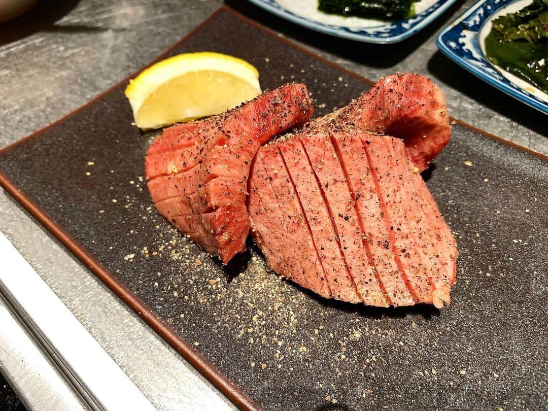 畑喜子さんのインスタグラム写真 - (畑喜子Instagram)「昨日は美味しいものをたらふく食べさせて貰いました❗️ ありがたーーい🙌 肉美味しいねぇ💕 毎日肉を食べていたいww #肉食女子」4月9日 16時09分 - carnelian_hata