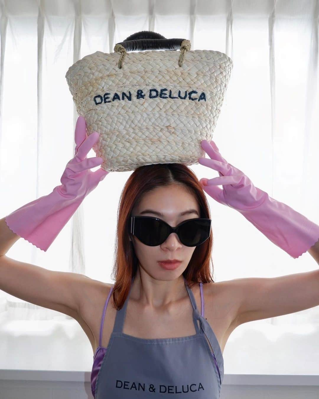 とんだ林蘭さんのインスタグラム写真 - (とんだ林蘭Instagram)「@deandeluca_jp  @beams_couture   DEAN&DELUCA × BEAMS COUTUREのコラボレーションアイテムのビジュアルを、クリエイティブディレクターの神田恵介さんからのリクエストでディレクションと出演を担当しました。ありがとうございました🍞🥐🥖🥯🍰」4月9日 16時21分 - tondabayashiran