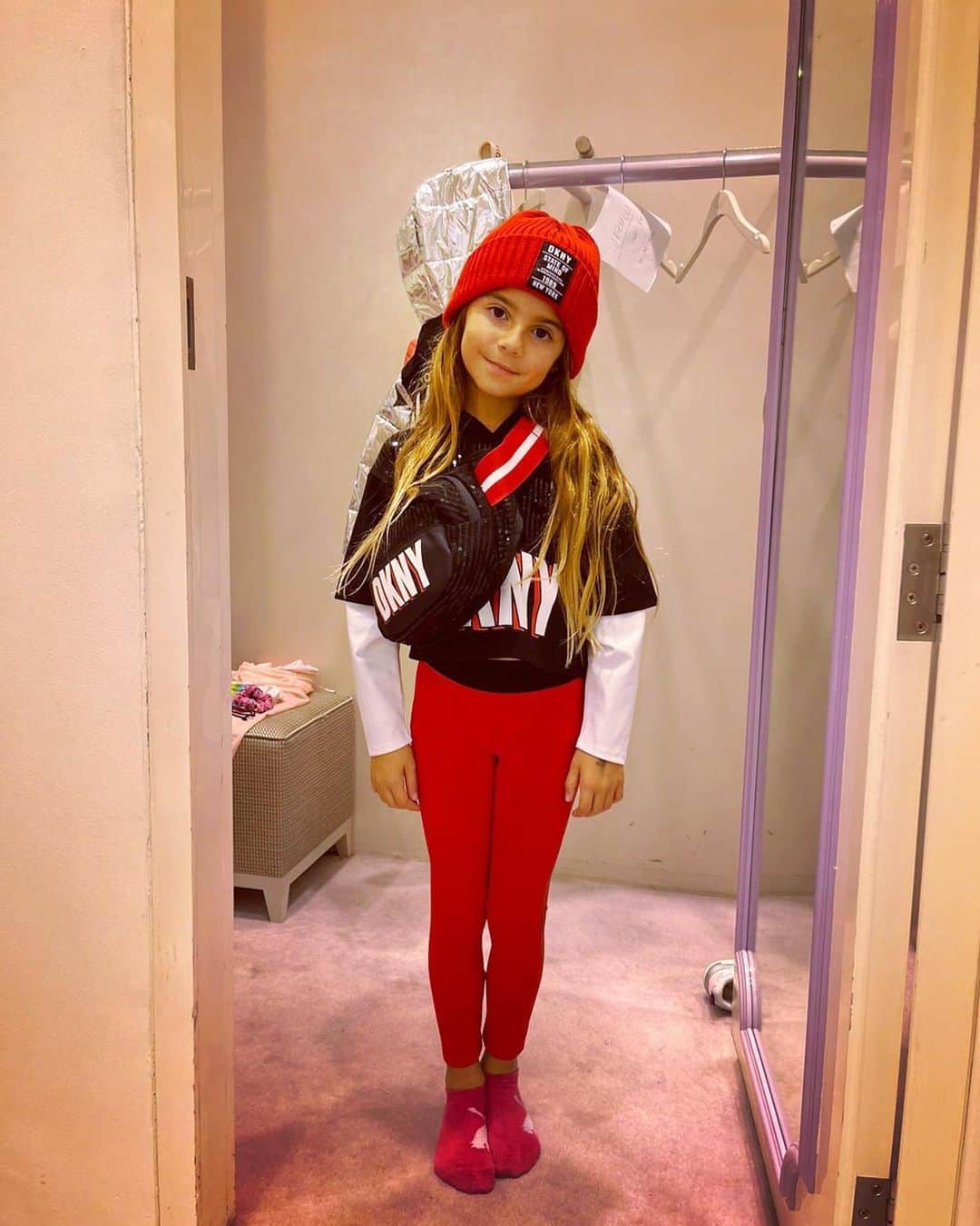 サンティ・カソルラのインスタグラム：「Felicidades a La Niña más bonita,buena y cariñosa,sigue siendo tan feliz mi amor, te queremos mucho princesita.I LOVE YOU ❤️❤️❤️ 10 Años ya 🙈😉❤️❤️😘😘」