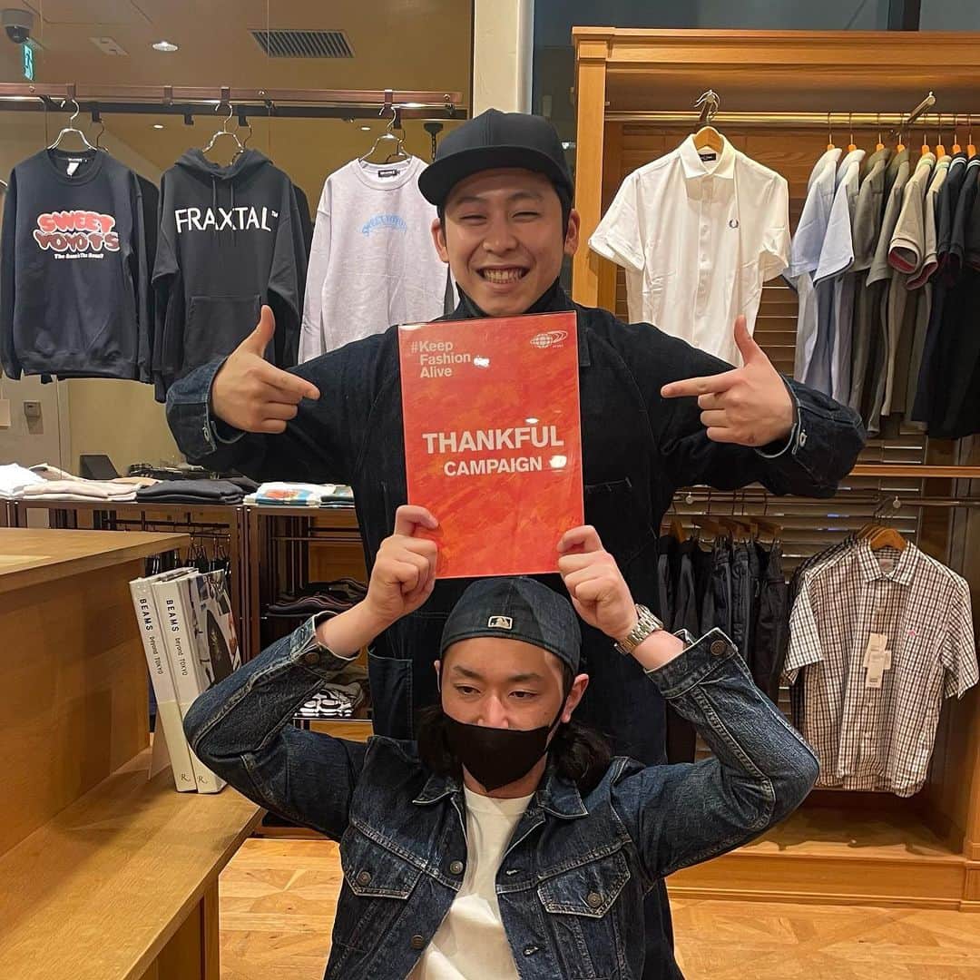 ビームス金沢のインスタグラム：「🧡THANKFUL CAMPAIGN🧡  開催中です♬ 期間:4/7(金)〜4/16(日)  商品の一部をお得にお買い求めいただけます！ぜひお立ち寄りください🌼  －－－－－－－－－－－－－－－－  🍒 商品のお問い合わせについて  電話またはダイレクトメッセージ(DM)でも受け承っております！お気軽にお問い合わせ下さいませ♬  ※営業時間内での返答となりますので お時間がかかる可能性もございます。  🍒 代引き、web決済について  【税込 20,000円以上】お買い上げのお客様は、 送料、手数料をサービスさせて頂いております。  ご希望のお客さまはお電話又はDMにてお問い合わせください☎︎  －－－－－－－－－－－－－－－－  🌐staff styling、Blog🌐 TOP URLからご覧ください🛩 店舗followも宜しくお願いします♬  #beams #beams_kanazawa #kanazawa #beamst #beamsf #brillaperilgusto #beamsstaffstyling #beamsplus #beamswomen #demiluxebeams #raybeams #beamsboy #beamslights #ootd #fashion #ishikawa #japan #ビームス #金沢 #ビームス金沢」