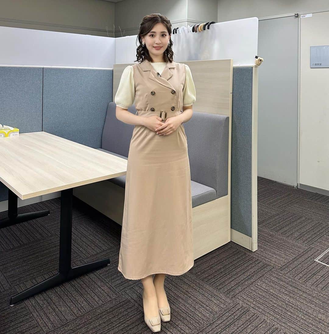 本田奈也花さんのインスタグラム写真 - (本田奈也花Instagram)「今日はほめほめナイトの放送があります💗 ぜひ聴いてください☺️ #rkb#タダイマ#衣装#clear#ワンピース#earrings#イヤリング#rirufura」4月9日 16時54分 - nanaka_honda
