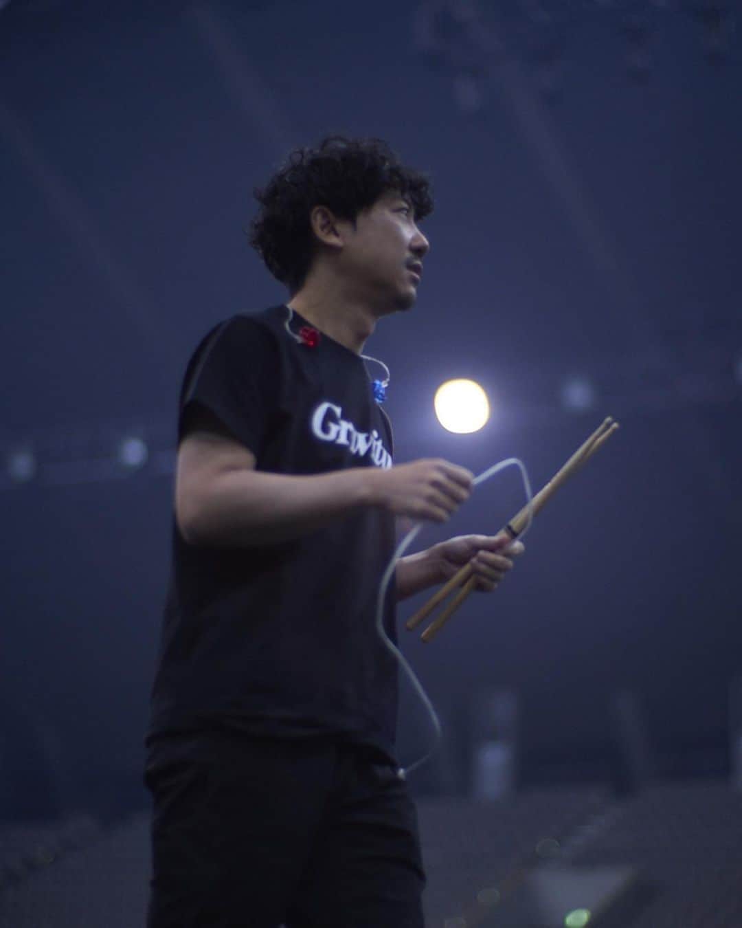 BUMP OF CHICKENのインスタグラム：「2023/4/9 BUMP OF CHICKEN TOUR 2023 be there @ MIYAGI SEKISUIHEIM SUPER ARENA(GRANDE•21)  Photo by @yoshiharuota  #bethere」