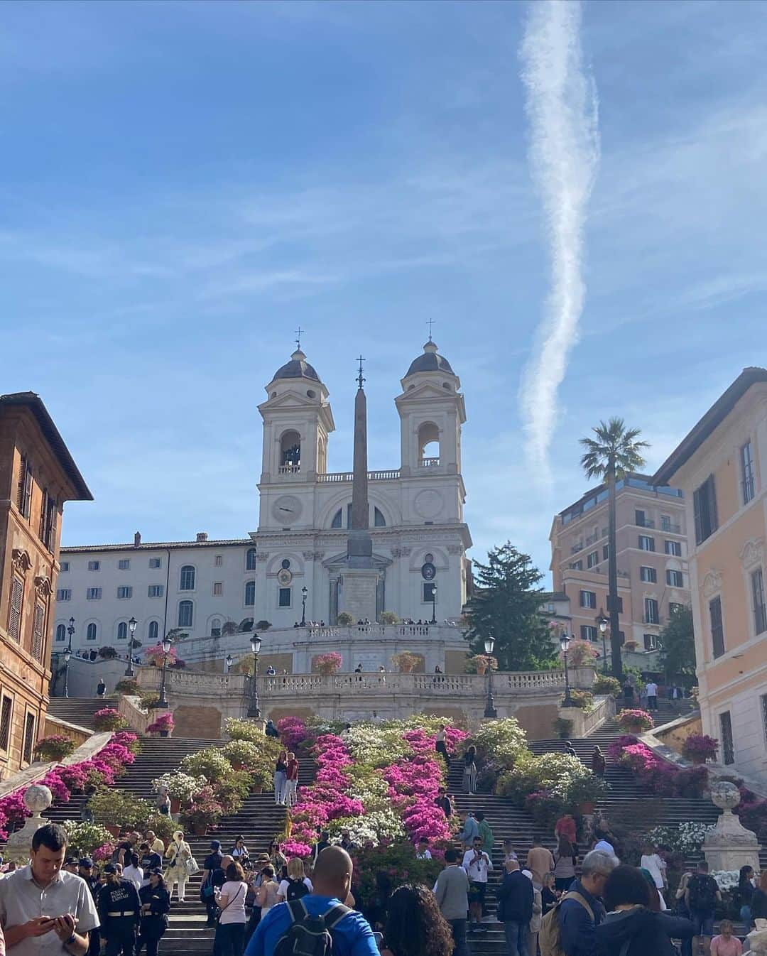 高橋美帆さんのインスタグラム写真 - (高橋美帆Instagram)「✈️️🇮🇹  #ローマ #roma  #ローマ歴史地区  #世界遺産 #コロッセオ  #コンスタンティヌスの凱旋門  #真実の口  #フォロロマーノ  #スペイン広場  #パンテオン  #広場で見つけた阿部寛  #イタリア #italy  #イタリア旅行  #ヨーロッパ旅行」5月12日 17時00分 - miho_takahashi_39