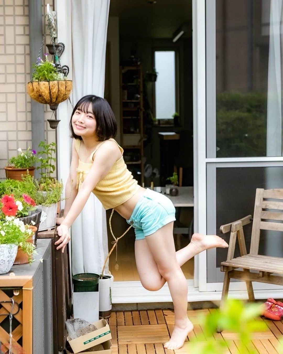 佐咲日菜のインスタグラム：「ぴかぴか。  #japanesegirl #japan_portrait #tokyocameraclub #東京カメラ部 #人像攝影 #人像 #人像摄影 #彼女感 #黒髪ボブ #黒髪女子 #ショートヘア女子 #ボブ #サロモ #あの日の心を映して #mv #役者 #ファインダー越しの私の世界 #japanesemodel #彼女感 #あざとい系女子 #good_portraits_world #映像クリエイター #映像クリエイターと繋がりたい #as_archive #world_photography_page #ポトレの世界 #ポトレ女子 #kawaii #kawaiigirl #透明感女子」