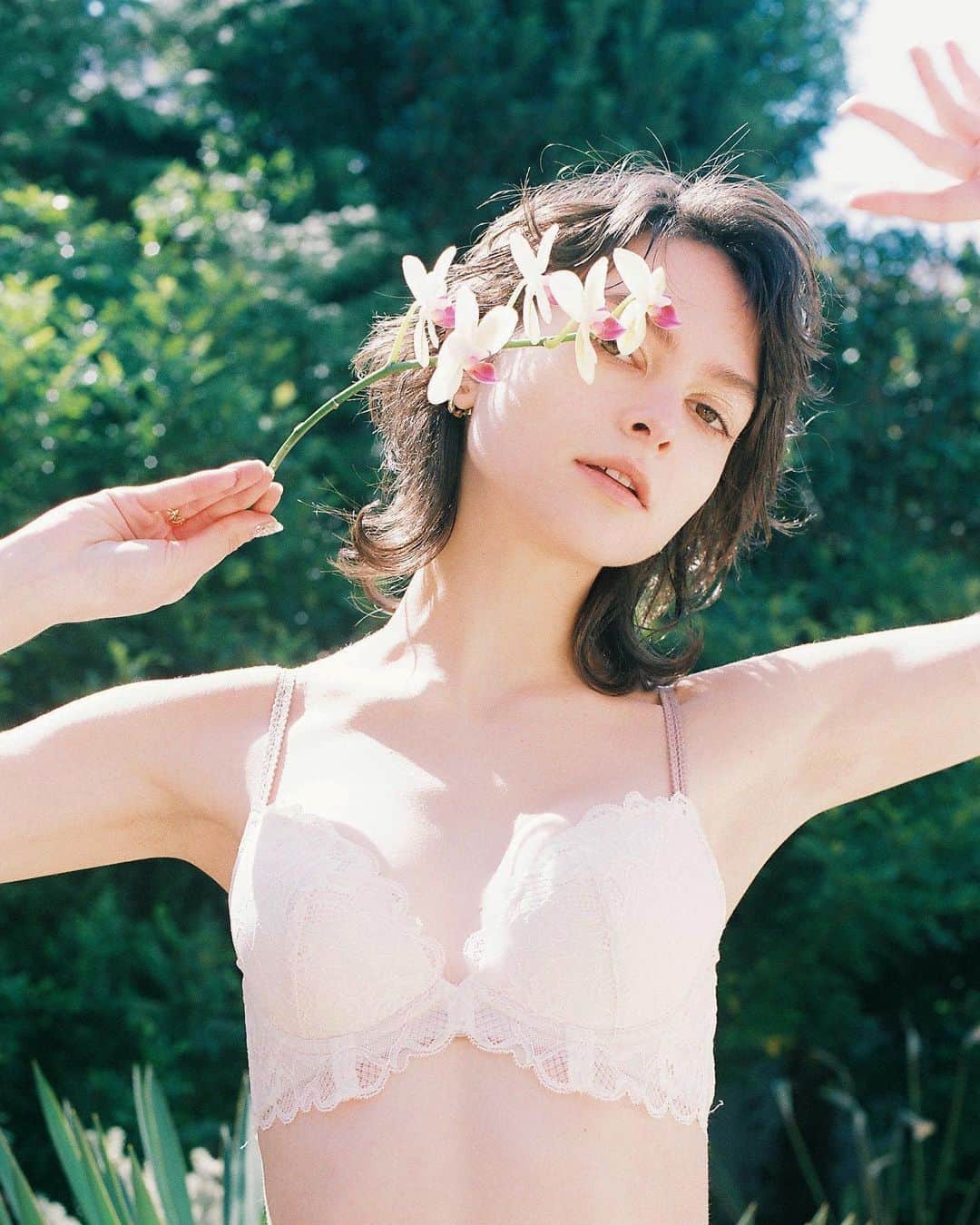 Lily Brownのインスタグラム