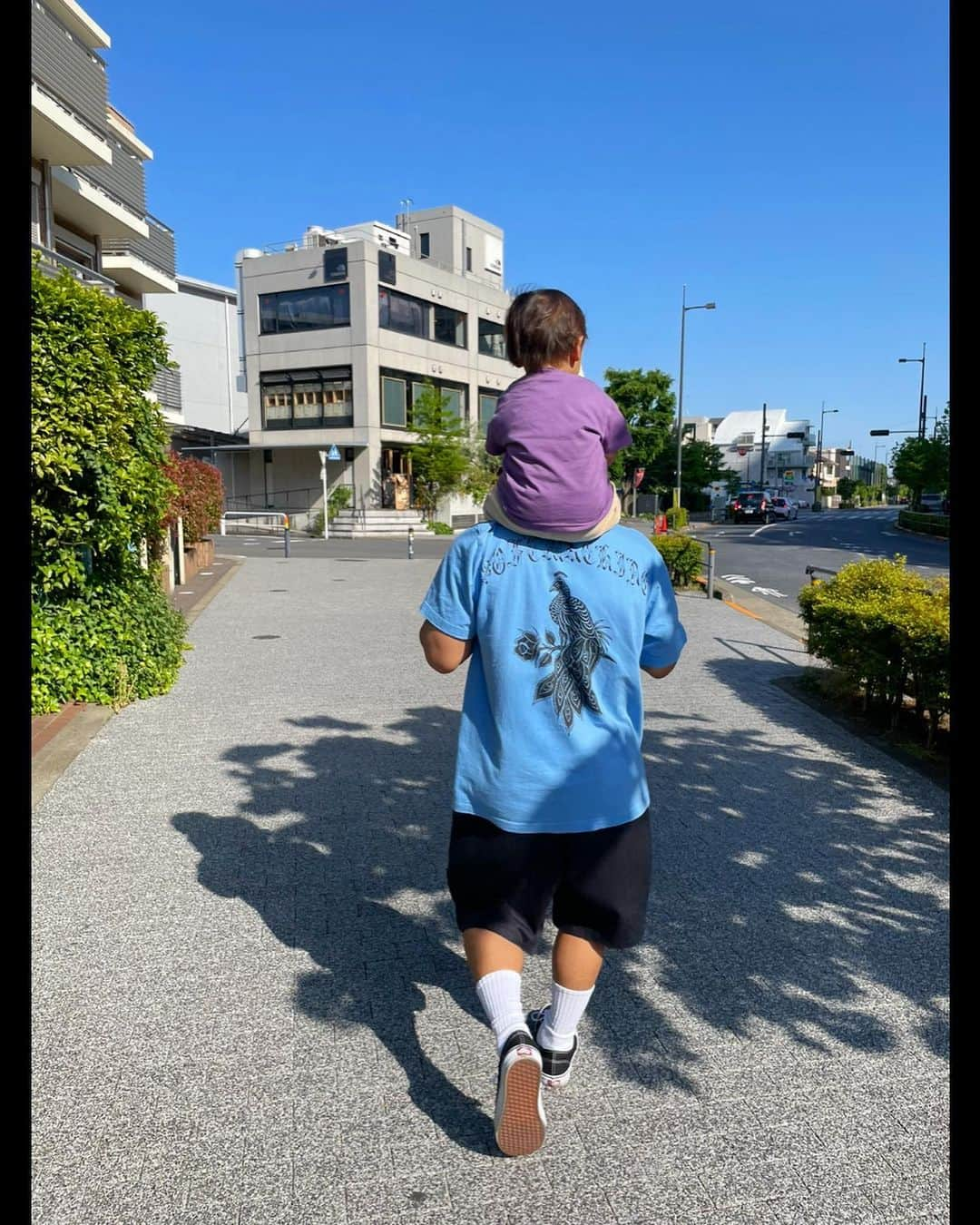 倉本一真さんのインスタグラム写真 - (倉本一真Instagram)「約3ヶ月ぶりに 家族でのんびり👨‍👩‍👦」5月8日 21時21分 - kazumakuramoto