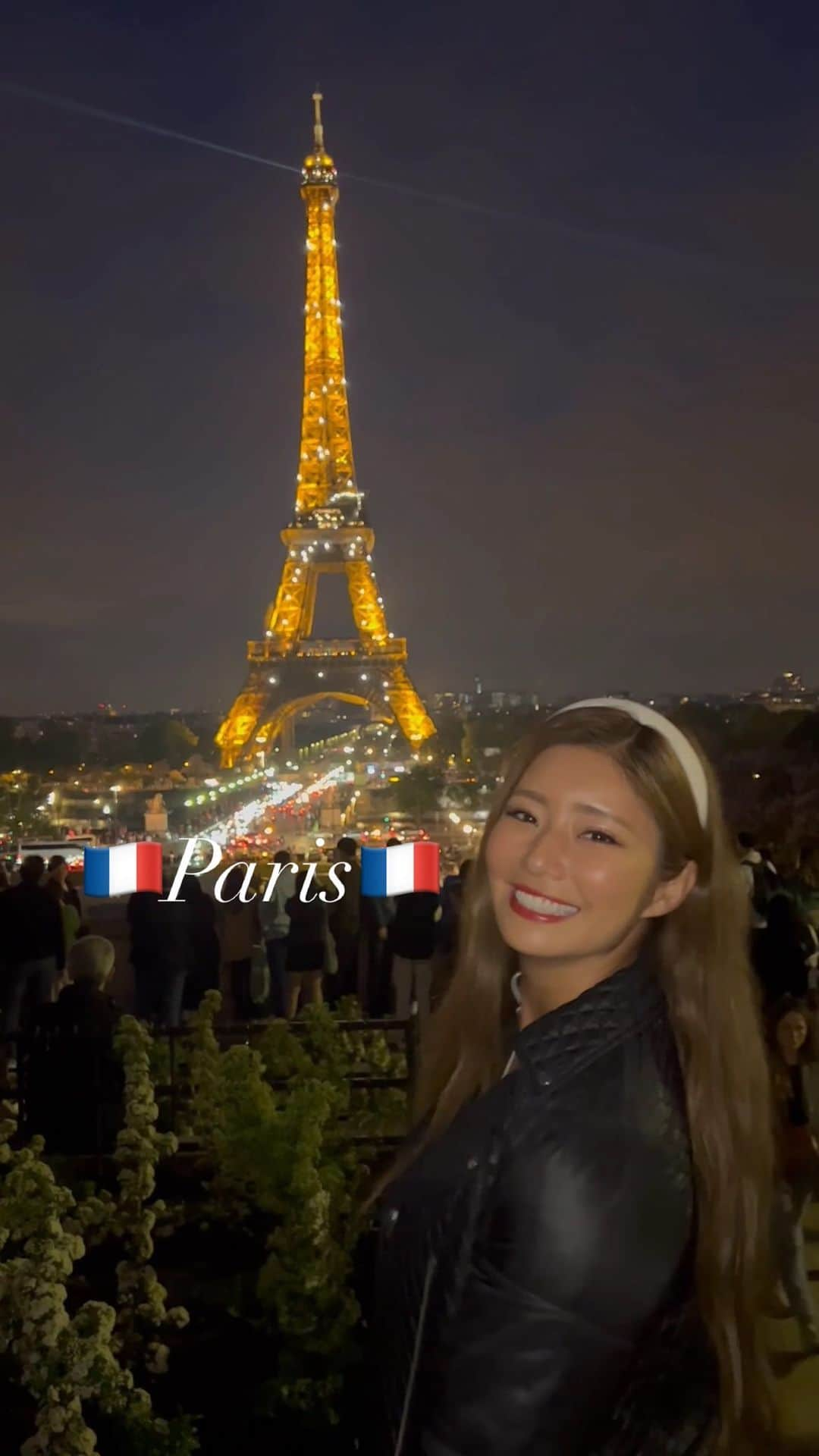 田上舞子のインスタグラム：「🇫🇷Maity in Paris🇫🇷 with @chiaki_kamura  #eiffeltower #paris」