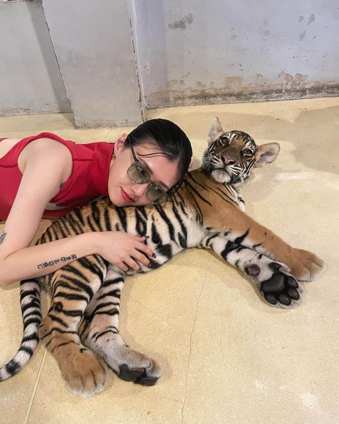 Niinaのインスタグラム：「ears dump👂in thai land」