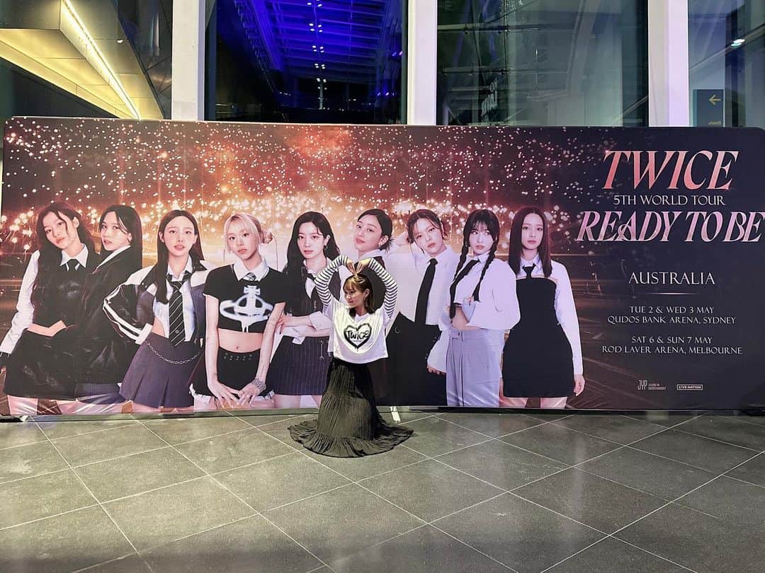 水越愛華のインスタグラム：「READY TO BE…TWICE💗💗💗  #TWICE#READYTOBE #Melbourne#Australia」