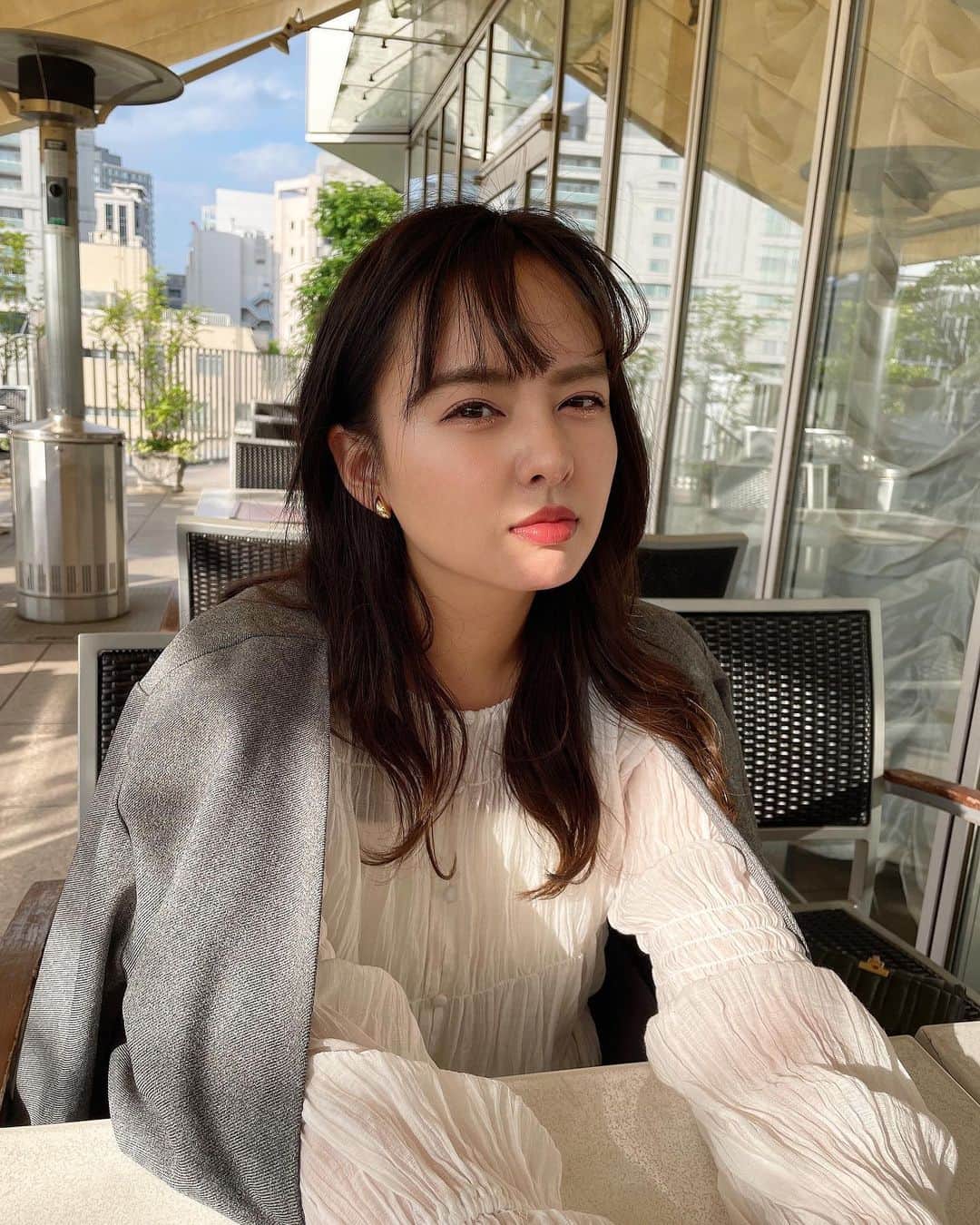 山田菜々のインスタグラム：「🫨✨」